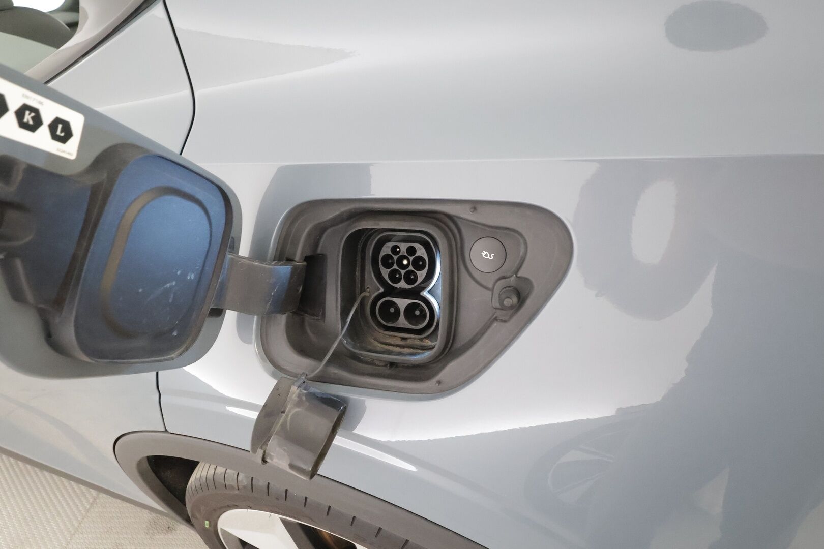 Polestar 2 2023 Long Range Dual Motor, 300kW, 78kWh - | ACC | ILP | Ilmastoidut Sporttinahat | 360° | Harman/Kardon | Lasikatto | Muistipenkki | Pilot assist | BLIS | 2x polestar alut | Merkkihuollot | 
