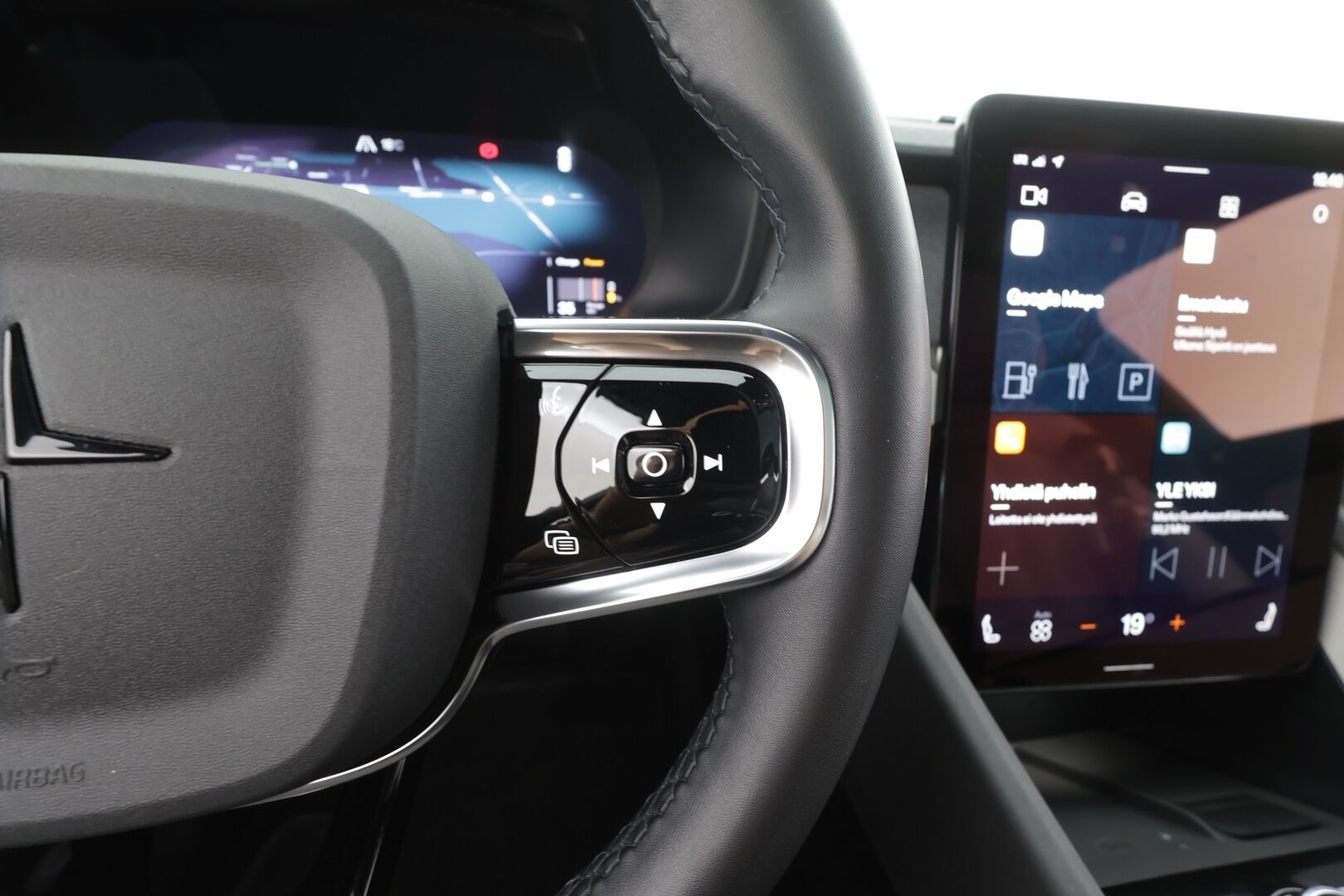 Polestar 2 2023 Long Range Dual Motor, 300kW, 78kWh - | ACC | ILP | Ilmastoidut Sporttinahat | 360° | Harman/Kardon | Lasikatto | Muistipenkki | Pilot assist | BLIS | 2x polestar alut | Merkkihuollot | 