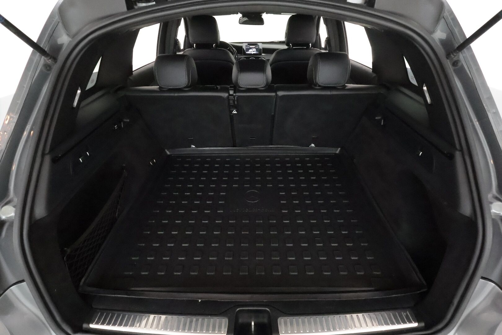 Mercedes-Benz GLC 2016 220 d 4Matic A Premium Business AMG **Distronic Pro / Burmester / Webasto / Ilma-alusta / Koukku / P.kamera / ILS-LED** - Kahdet Renkaat