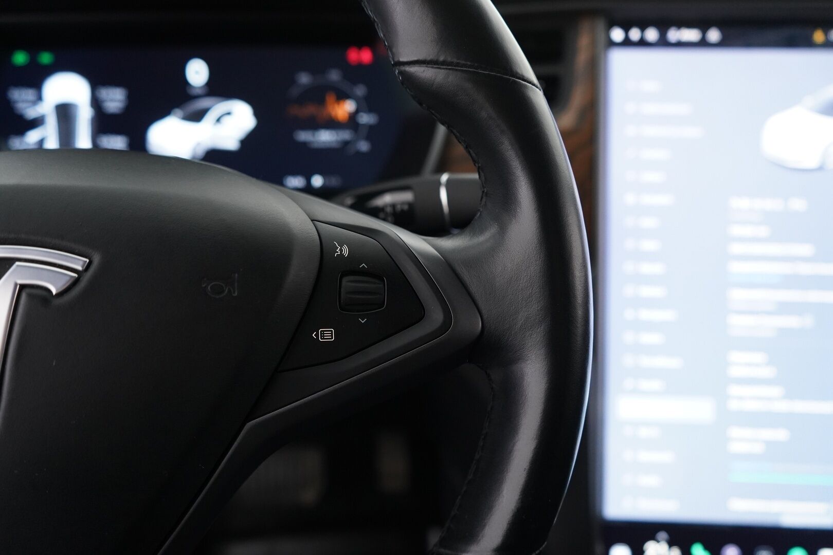 Tesla Model S 2020 Long Range AWD 100D Raven - Lasikatto | Ilma-alusta | ACC | Kamera | LED | Muistipenkki | Premium Audio | Navi | Kaistavahti | Keyless | Kahdet renkaat OEM alumiinivantein | Juuri katsastettu