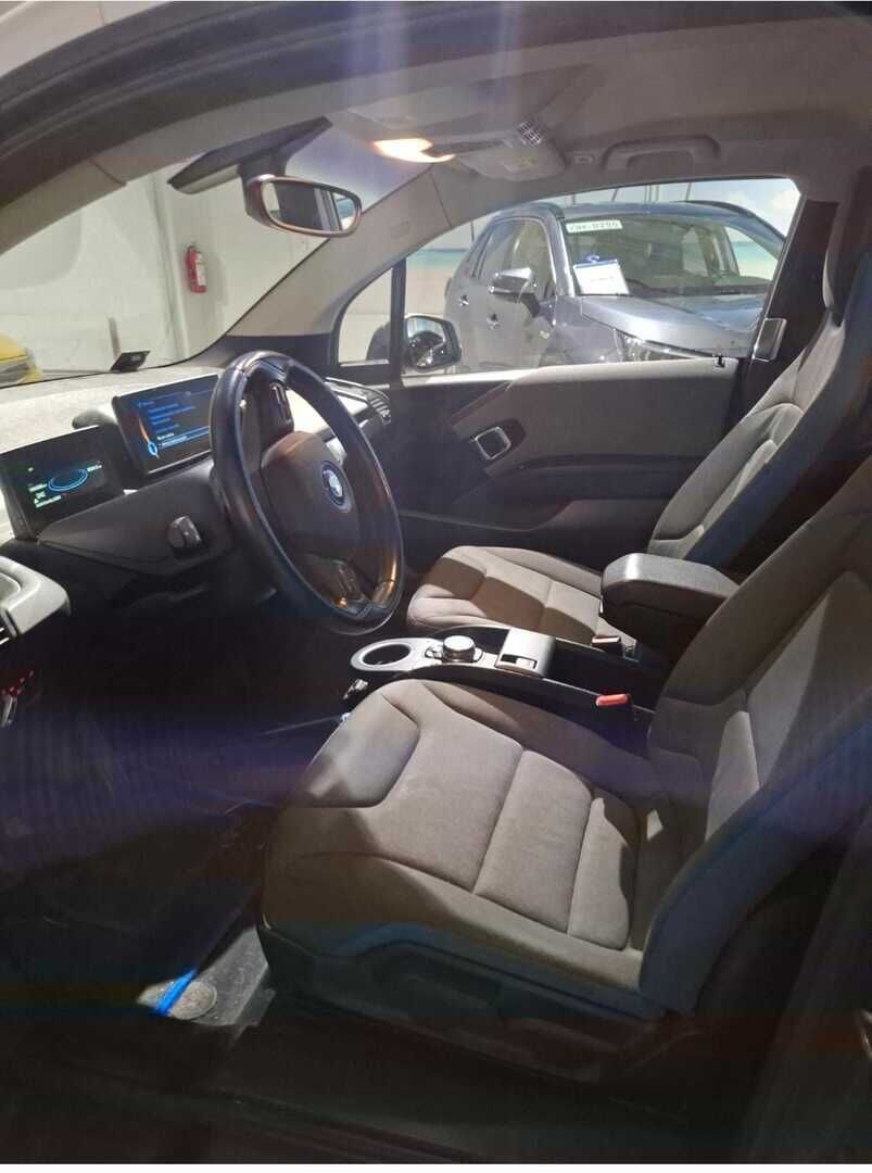 BMW i3 2016 i3 Sedan (AA) 4ov 647cm3 A - | Navi | Bluetooth | Vakkari | P.Kamera | Tutkat | 2x Hyvillä Renkailla |