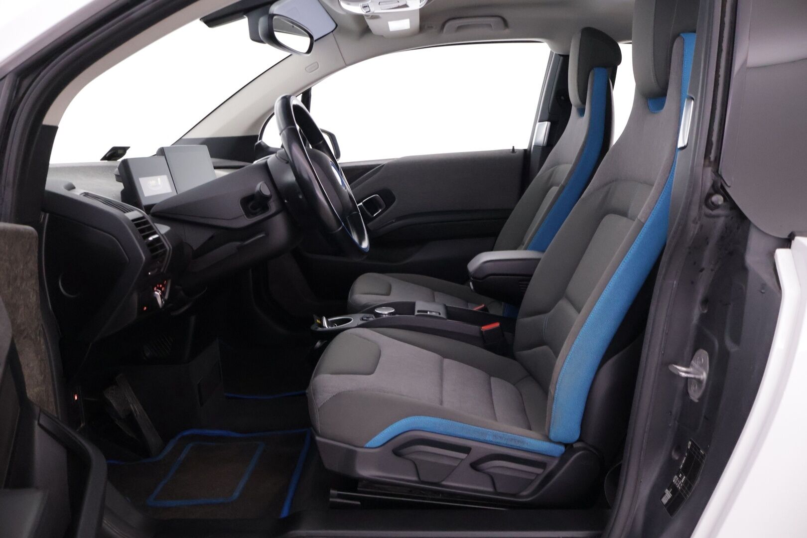 BMW i3 2016 22kWh 60 Ah REX - | Navi | Bluetooth | Vakkari | P.Kamera | Tutkat | 2x Hyvillä Renkailla |