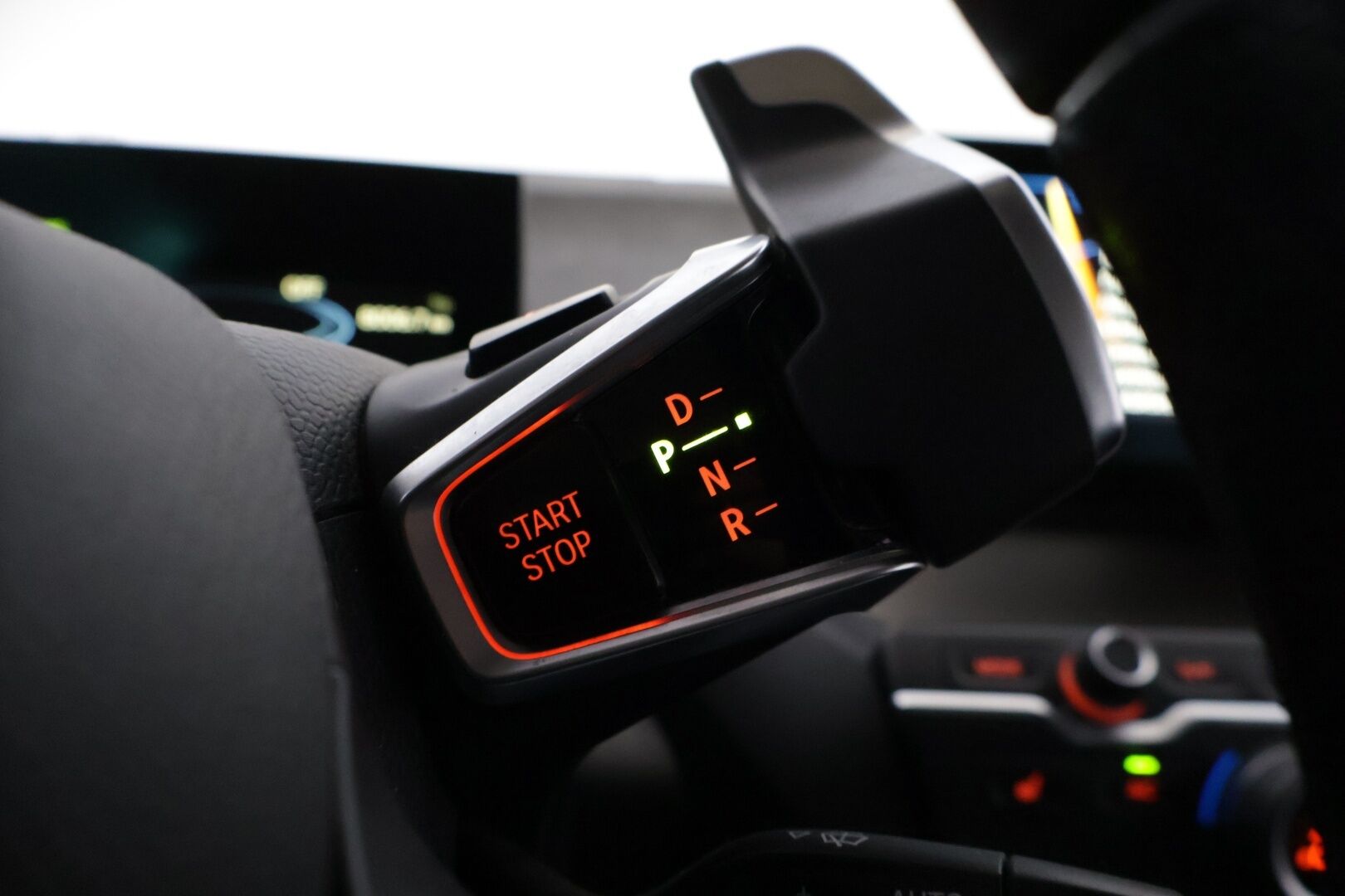 BMW i3 2016 22kWh 60 Ah REX - | Navi | Bluetooth | Vakkari | P.Kamera | Tutkat | 2x Hyvillä Renkailla |