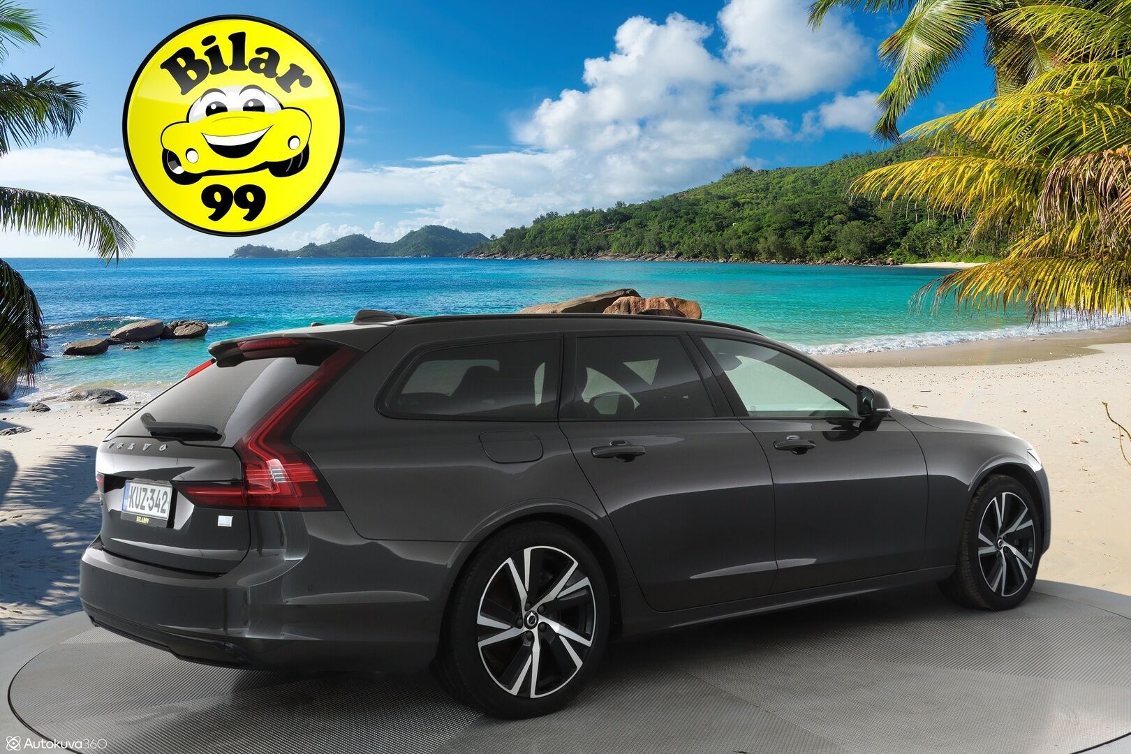 Volvo V90 2023 T8 AWD Long Range High Performance **1.Om Suomi-auto / HUD / Panorama / 360° Kamera / Adapt.Vakkari / Koukku** - 3,99 % KORKOTARJOUS TÄHÄN AUTOON - Sporttipenkit Muistilla / Pixel-LED / Harman/Kardon / Kaistavahti /  Google Maps / KeylessGo / 2x Renkaat