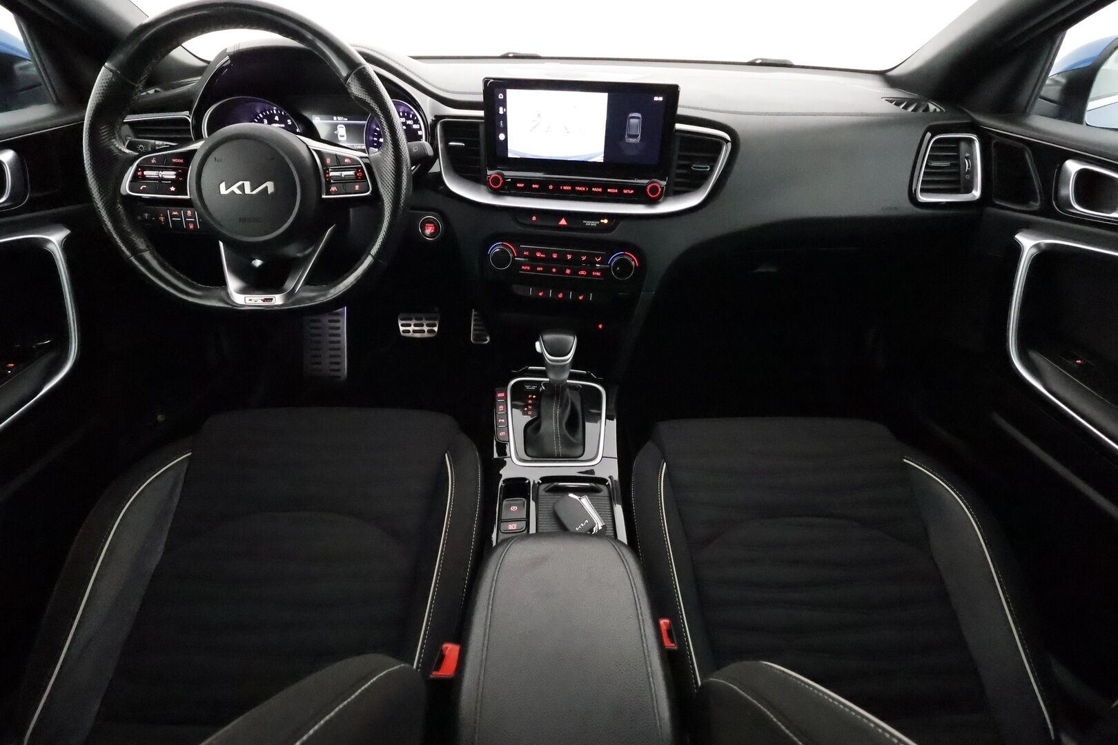 Kia ProCeed 2023 1,5 T-GDI 160hv GT-Line DCT **Facelift / Adapt. vakkari / P.kamera / Keyless / Apple&Android / Navi / Kaistavahti** - 1-om. Suomi-auto / Merkkihuollettu / Viimeisin huolto 105tkm kohdalla! 