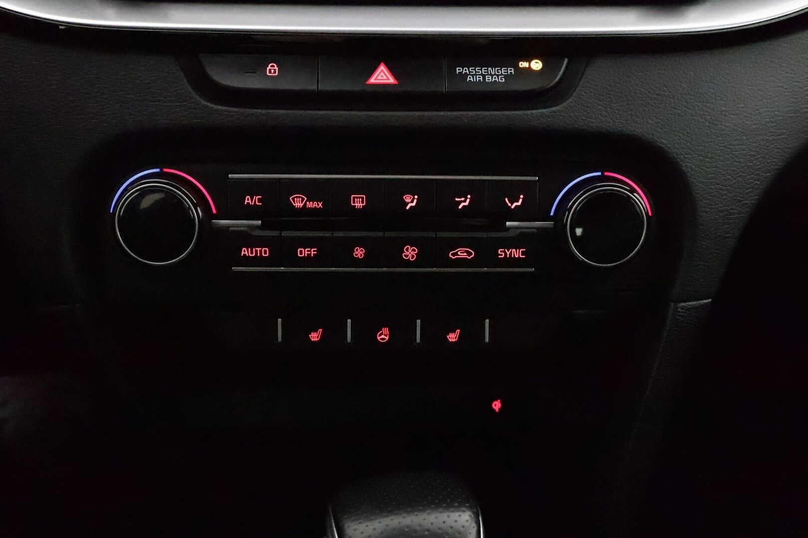 Kia ProCeed 2023 1,5 T-GDI 160hv GT-Line DCT **Facelift / Adapt. vakkari / P.kamera / Keyless / Apple&Android / Navi / Kaistavahti** - 1-om. Suomi-auto / Merkkihuollettu / Ratinlämmitin 
