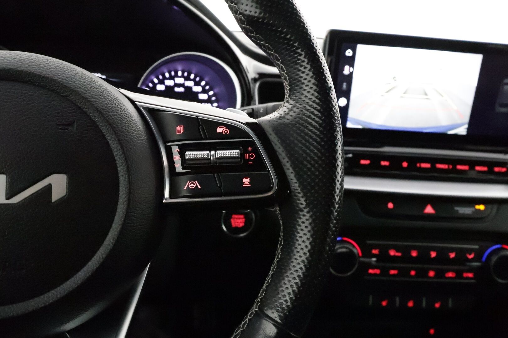 Kia ProCeed 2023 1,5 T-GDI 160hv GT-Line DCT **Facelift / Adapt. vakkari / P.kamera / Keyless / Apple&Android / Navi / Kaistavahti** - 1-om. Suomi-auto / Merkkihuollettu / Ratinlämmitin 