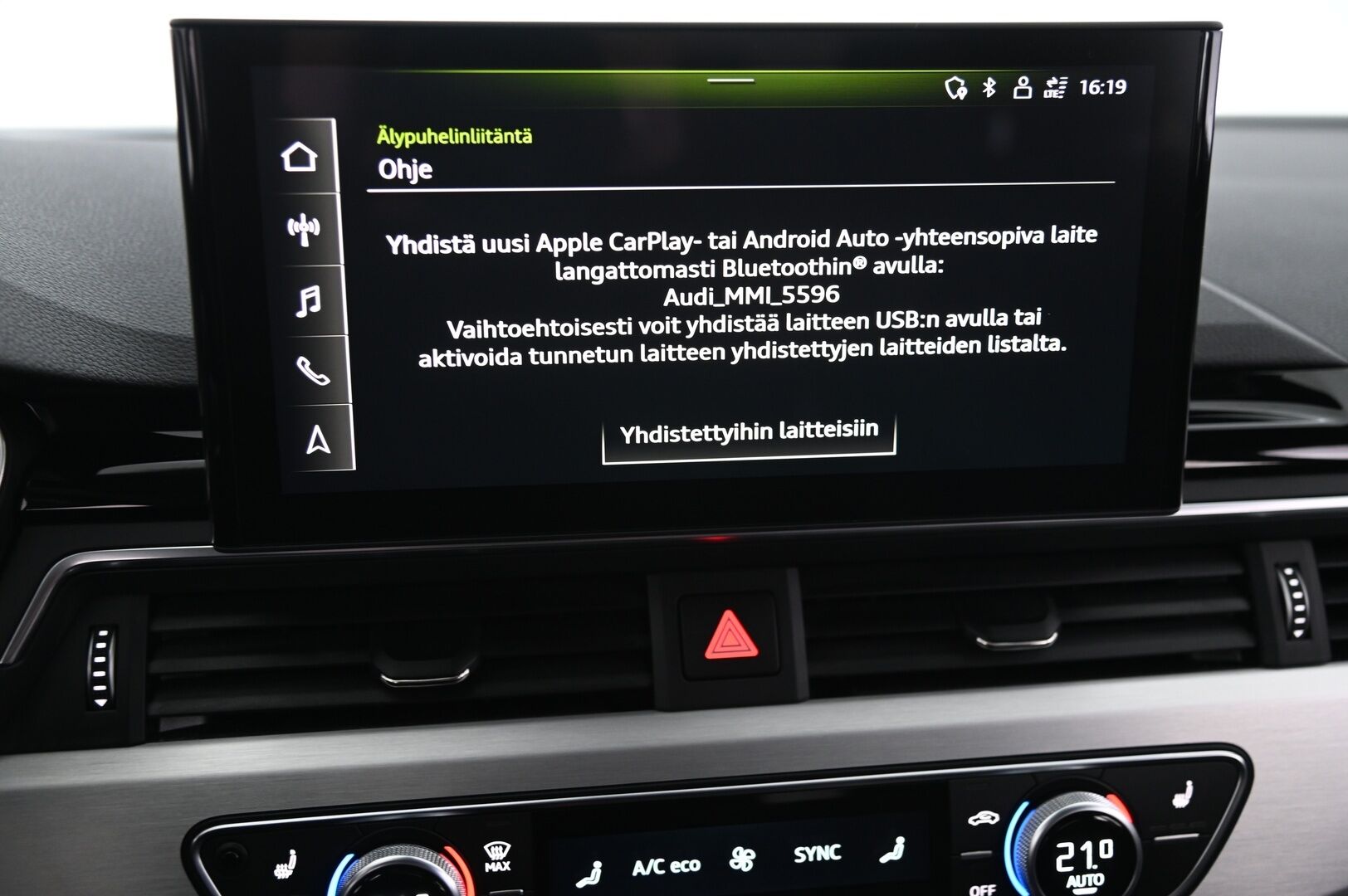 Audi A4 2023 Sedan Business Advanced 40 TFSI 150kW MHEV quattro S-Line *Suomi-Auto / Digimittaristo / Webasto / Kessy / Koukku (alle taittuva) / P-Kamera* - 3,99 % KORKOTARJOUS TÄHÄN AUTOON - *2.Om. / Matrix Led / S-Line ulkonäköpaketti / S-Line sisätilapaketti / Vakkari / P-Tutkat / Urheiluistuimet*
