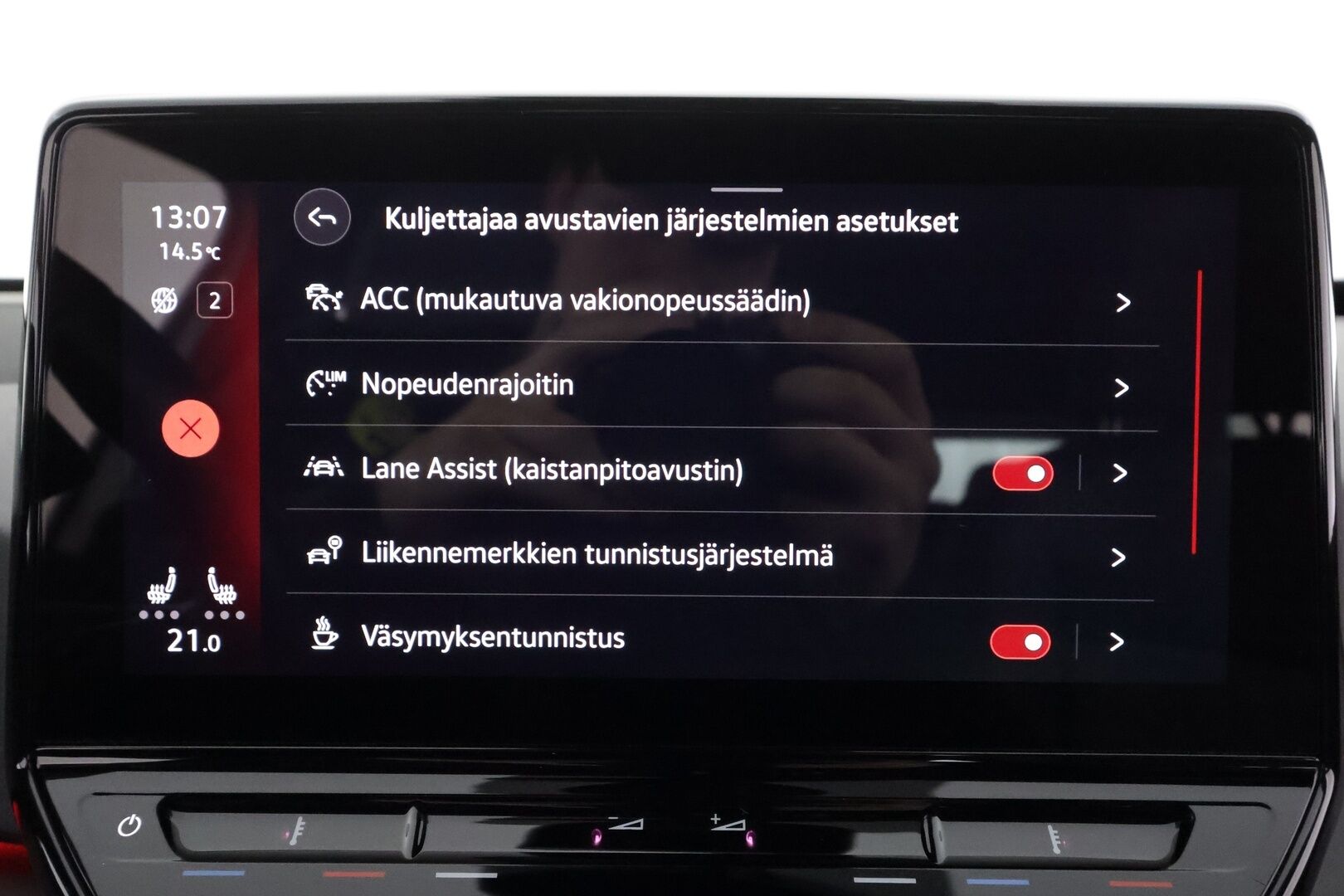 Volkswagen ID.3 2023 Pro Performance Business 150 kW, akku 58 kWh - | ACC | ILP | P.Kamera | LED | Ratinlämmitys | Apple&Android | 1.Om Suomi-auto | Kahdet Renkaat | Merkkihuollettu |