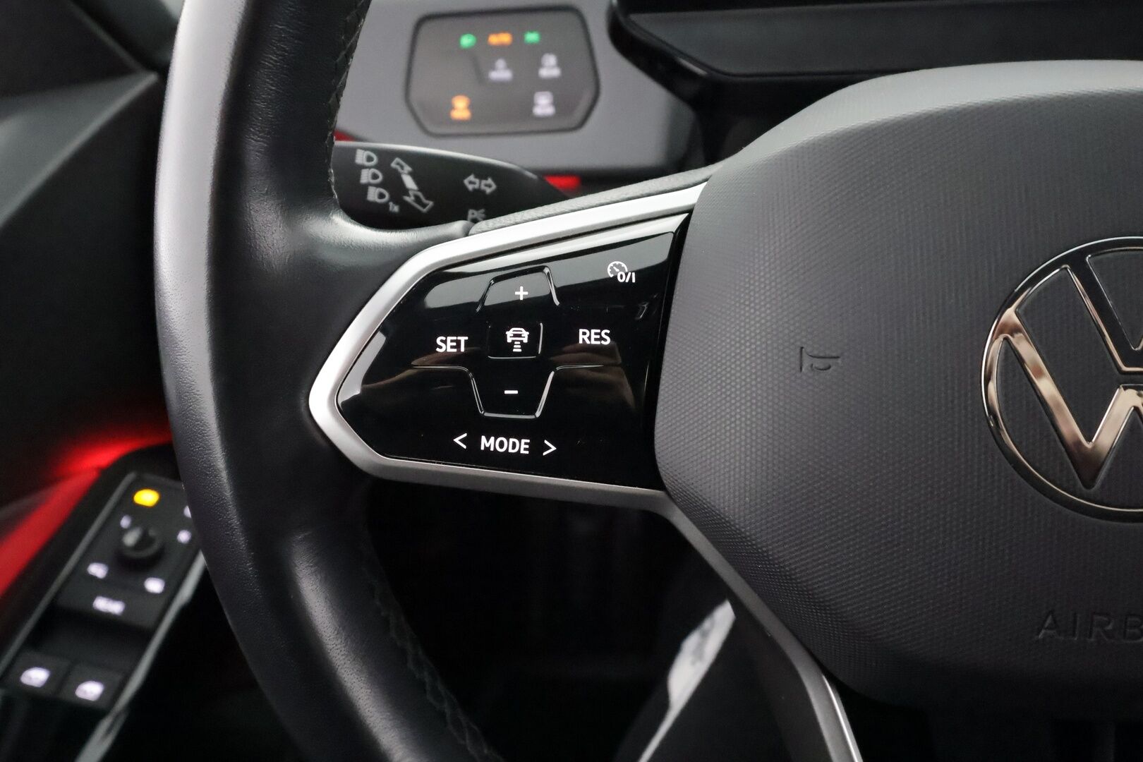 Volkswagen ID.3 2023 Pro Performance Business 150 kW, akku 58 kWh - | ACC | ILP | P.Kamera | LED | Ratinlämmitys | Apple&Android | 1.Om Suomi-auto | Kahdet Renkaat | Merkkihuollettu |