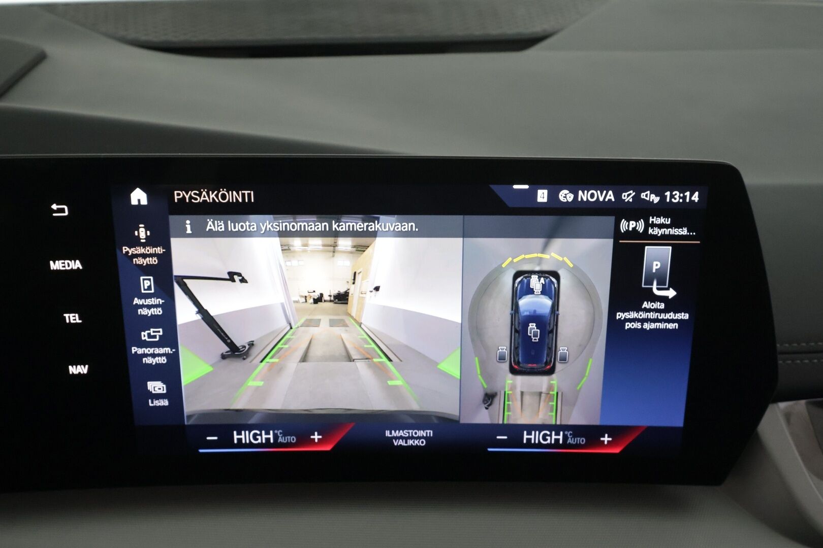 BMW 225 2023 U06 Active Tourer 225e xDrive Charged Edition * Adapt.Vakkari / HUD / Widescreen / Adapt.LED / 360-Kamera / Sporttipenkit - 1-om Suomi-auto / Akku kuntotarkastettu SoH 97% / 2x Latauskaapelit / Kahdet renkaat aluvanteilla / Merkkihuollot