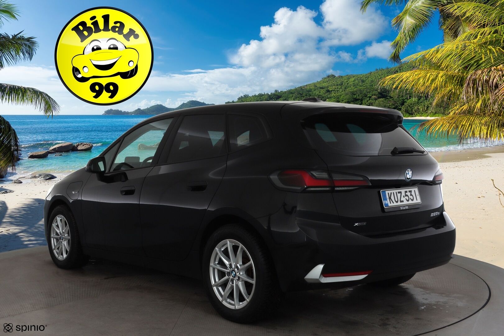 BMW 225 2023 U06 Active Tourer 225e xDrive Charged Edition * Adapt.Vakkari / HUD / Widescreen / Adapt.LED / 360-Kamera / Sporttipenkit - 1-om Suomi-auto / Akku kuntotarkastettu SoH 97% / 2x Latauskaapelit / Kahdet renkaat aluvanteilla / Merkkihuollot