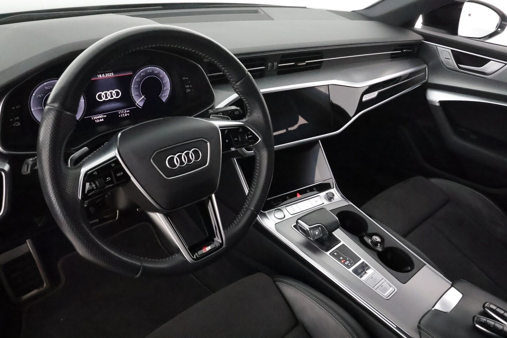 Audi A6 2020 Business Sport 55 TFSI e quattro S-Line **360.kamera / Muistipenkki / Adapt.vakkari / Matrix / KeylessGo / Koukku** - 3,99 % KORKOTARJOUS TÄHÄN AUTOON - Juuri huollettu! / Uusi tuulilasi / 2x renkaat ja vanteet!