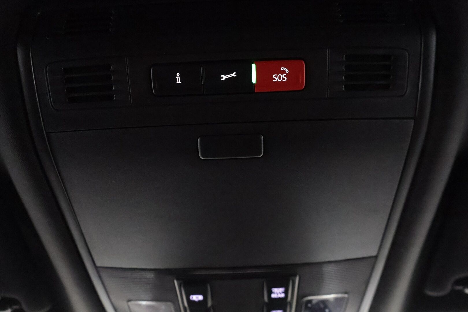 Volkswagen Arteon 2023 Shooting Brake R-Line Business eHybrid 160 kW DSG-aut.** Webasto / 360 kamera / Facelift / HUD / Keyless / Apple&Android - 1.omisteinen Suomi-auto / Navi / Sporttipenkit 