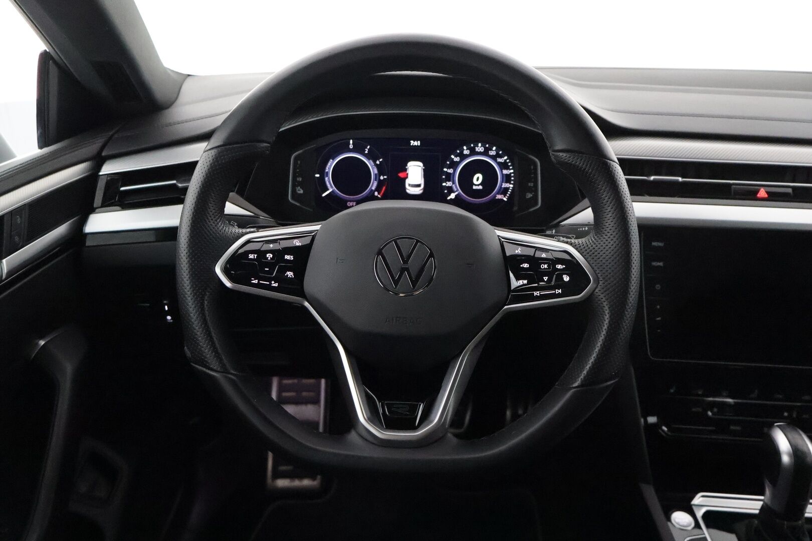 Volkswagen Arteon 2023 Shooting Brake R-Line Business eHybrid 160 kW DSG-aut.** Webasto / 360 kamera / Facelift / HUD / Keyless / Apple&Android - 1.omisteinen Suomi-auto / Navi / Sporttipenkit 