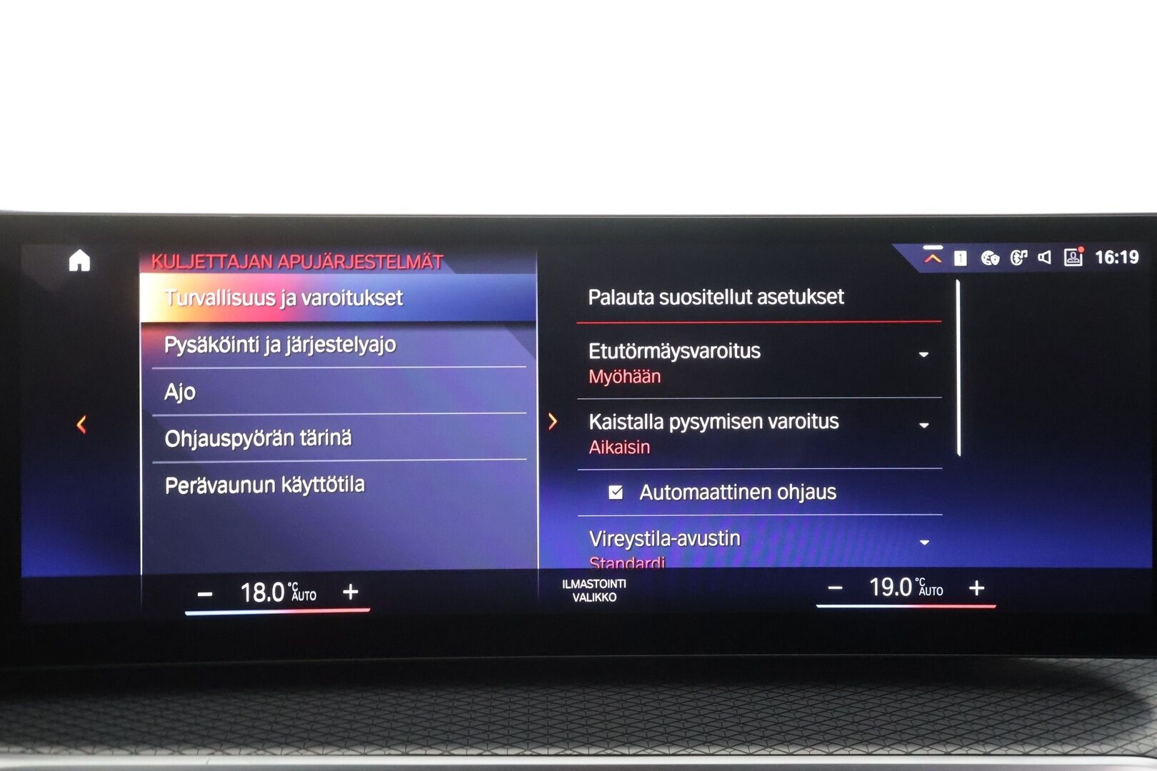 BMW I4 M50 2023 Charged - | ACC | Lisälämmitin | Koukku |  Laser Light | H/K | Sporttipenkki | P.kamera | Puolinahat | Apple&Android | 1.Om Suomi-auto | Kahdet Renkaat | Merkkihuollettu |