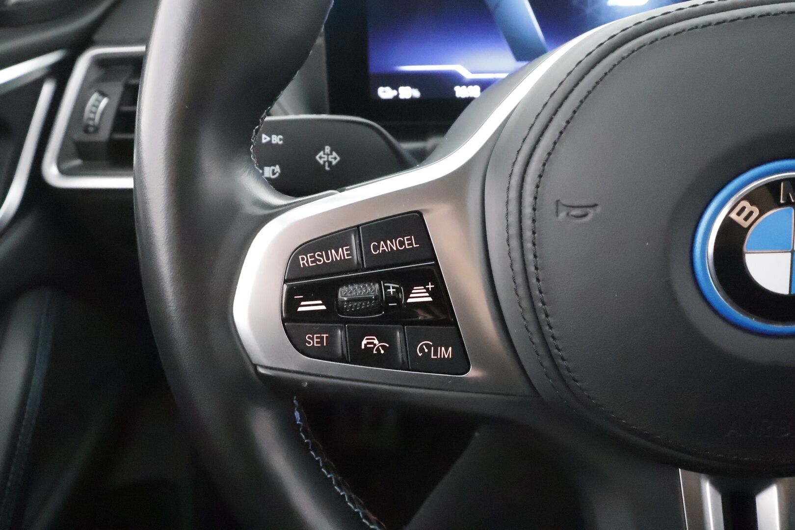 BMW I4 M50 2023 Charged - | ACC | Lisälämmitin | Koukku |  Laser Light | H/K | Sporttipenkki | P.kamera | Puolinahat | Apple&Android | 1.Om Suomi-auto | Kahdet Renkaat | Merkkihuollettu |
