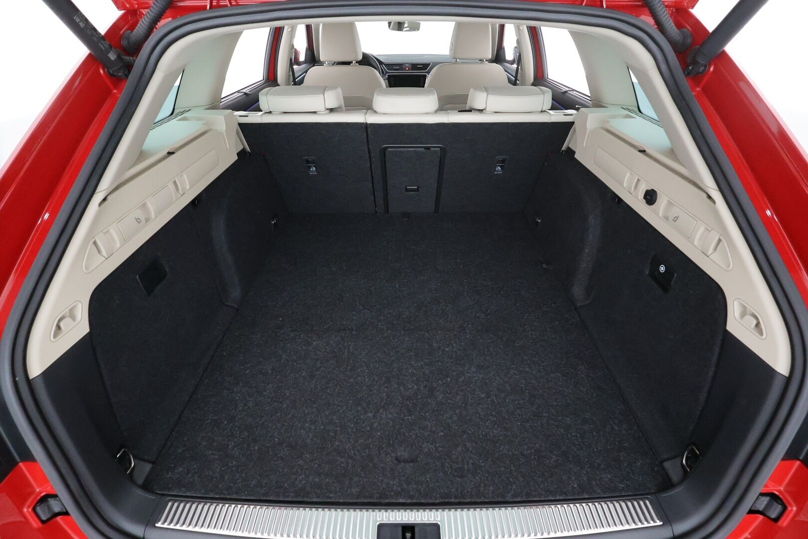 Skoda Superb 2023 Combi 1.4 TSI PHEV Style iV DSG * Webasto / ACC / LED / P.Kamera / Muistipenkki / Hierovat Sportpenkit Muistilla * - 1-om Suomi-auto / Akku kuntotarkastettu / 2x Latauskaapelit / Kahdet renkaat / Merkkihuollettu! - Osta nyt, maksa vasta ensi vuonna