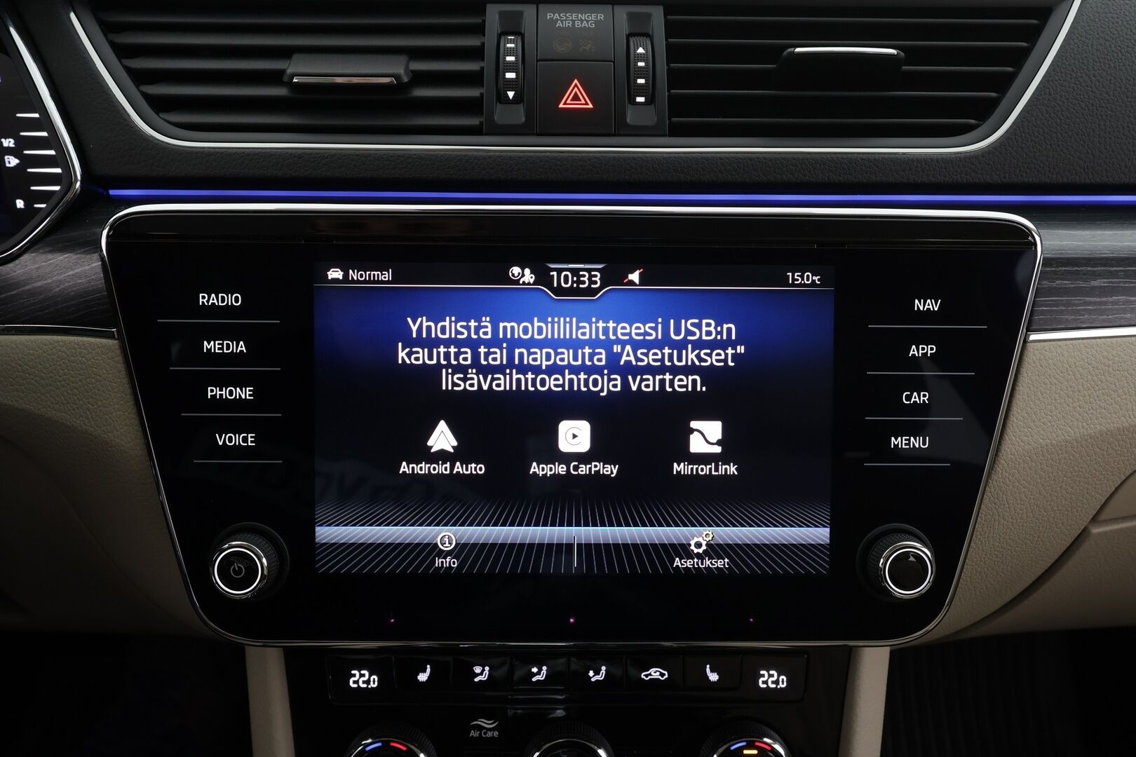 Skoda Superb 2023 Combi 1.4 TSI PHEV Style iV DSG * Webasto / ACC / LED / P.Kamera / Muistipenkki / Hierovat Sportpenkit Muistilla * - 1-om Suomi-auto / Akku kuntotarkastettu / 2x Latauskaapelit / Kahdet renkaat / Merkkihuollettu! - Osta nyt, maksa vasta ensi vuonna