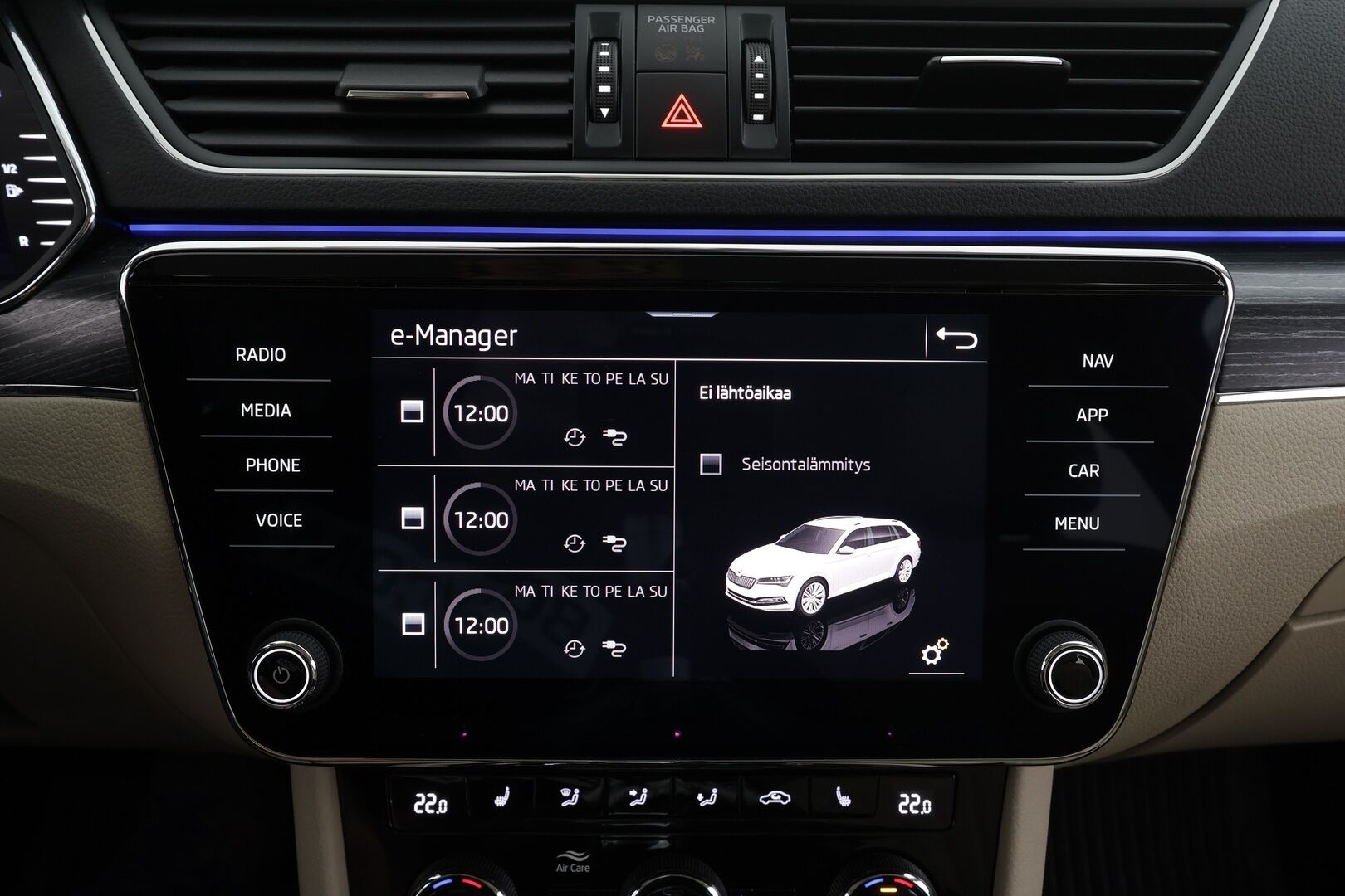 Skoda Superb 2023 Combi 1.4 TSI PHEV Style iV DSG * Webasto / ACC / LED / P.Kamera / Muistipenkki / Hierovat Sportpenkit Muistilla * - 1-om Suomi-auto / Akku kuntotarkastettu / 2x Latauskaapelit / Kahdet renkaat / Merkkihuollettu! - Osta nyt, maksa vasta ensi vuonna