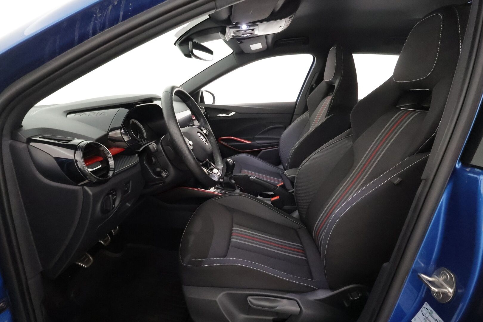 Skoda Fabia 2023 1.0 TSI 95 Monte Carlo - Adapt. Vakkari / LED-valot / P. tutka / Kaistavahti / Rattilämppäri / Aut. Ilmastointi / KeylessGO / 2x Renkaat 