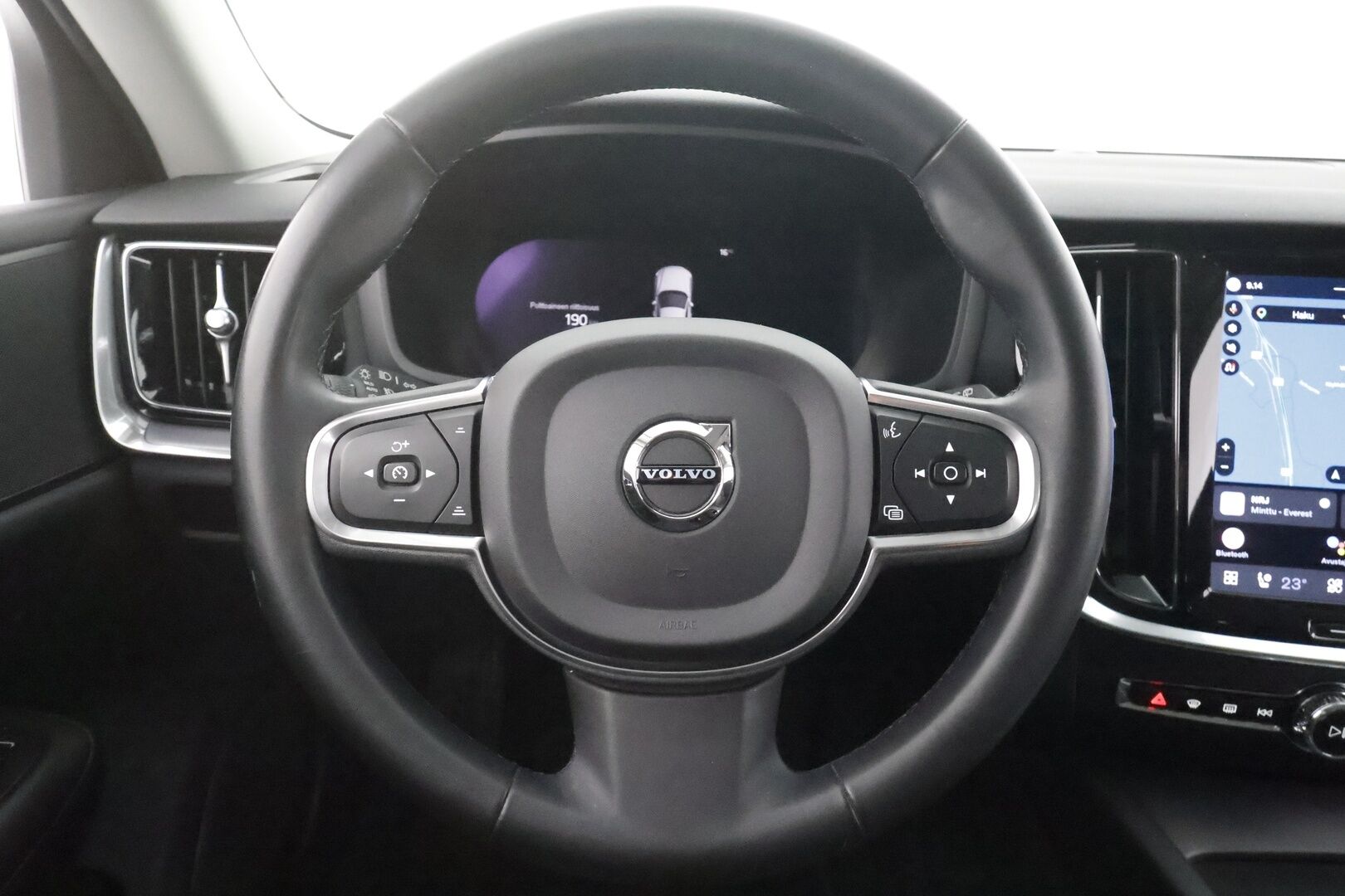 Volvo V60 2023 B3 MHEV Business Core DCT aut - | Pilot assist | Webasto | P.Kamera | LED | Keyless | Apple&Android | 1.Om Suomi-auto | Merkkihuollettu | Kahdet Renkaat