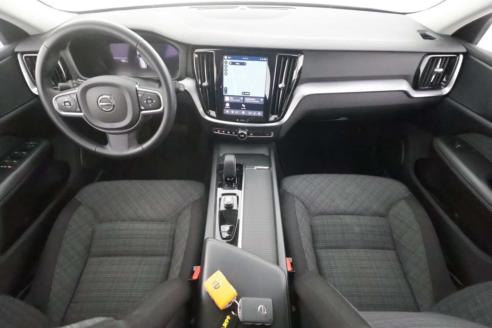 Volvo V60 2023 B3 MHEV Business Core DCT aut - | Pilot assist | Webasto | P.Kamera | LED | Keyless | Apple&Android | 1.Om Suomi-auto | Merkkihuollettu | Kahdet Renkaat