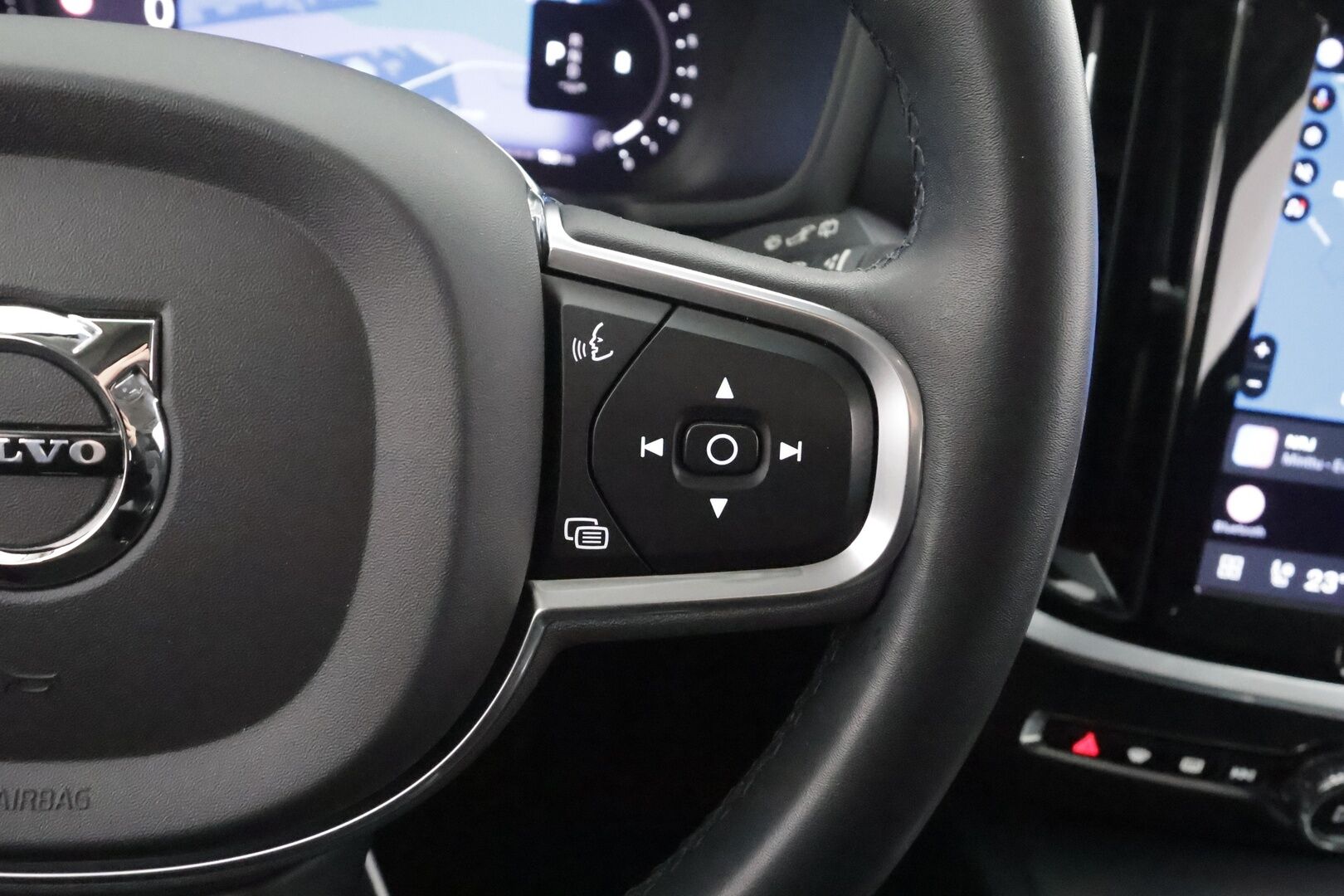 Volvo V60 2023 B3 MHEV Business Core DCT aut - | Pilot assist | Webasto | P.Kamera | LED | Keyless | Apple&Android | 1.Om Suomi-auto | Merkkihuollettu | Kahdet Renkaat