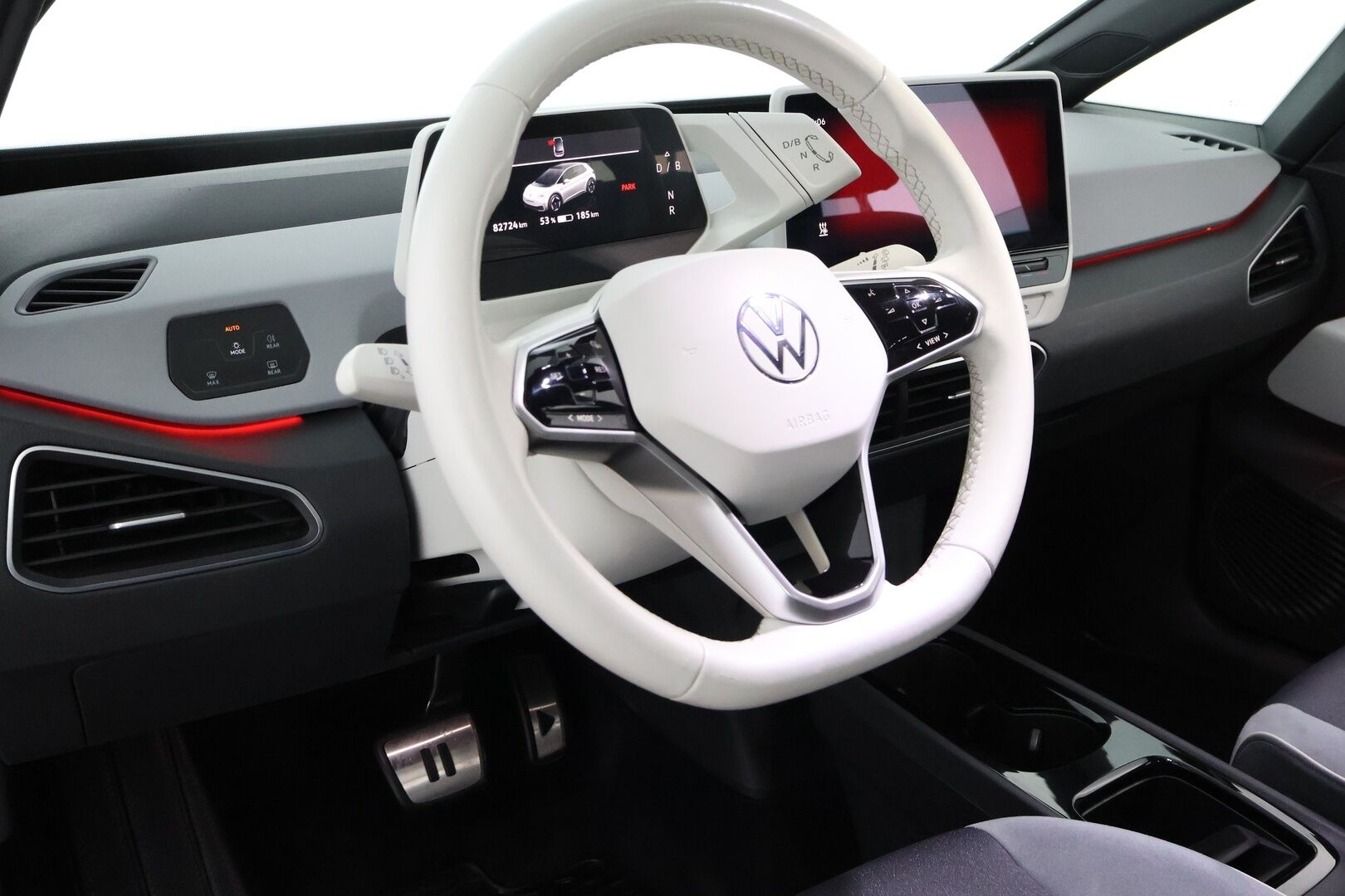 Volkswagen ID.3 2020 Pro S Tour 150kW, akku 77kWh - Digimittari / Kangas-Alcantara / Vakkari / Lisälämmitin / Navi / Apple&Android / LED / 2x Renkaat aluvantein!