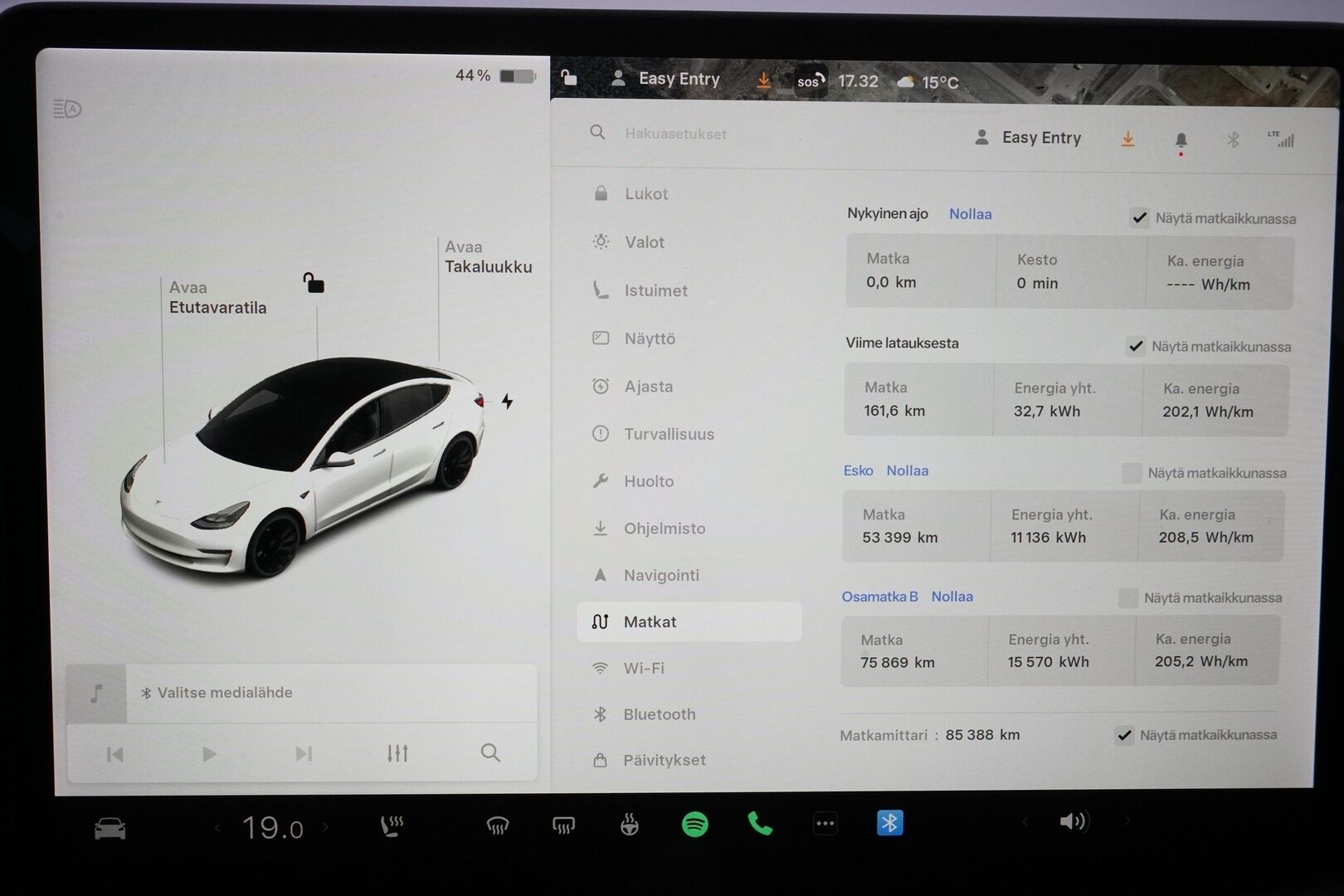 Tesla Model 3 2021 Performance * ACC / Lämpöpumppu / Premium Audio / Nahkasisusta / Kamera * - Lämpöpumppu / Käyttöönotto 12/2021 / Matrix-Led / Uudet kesärenkaat