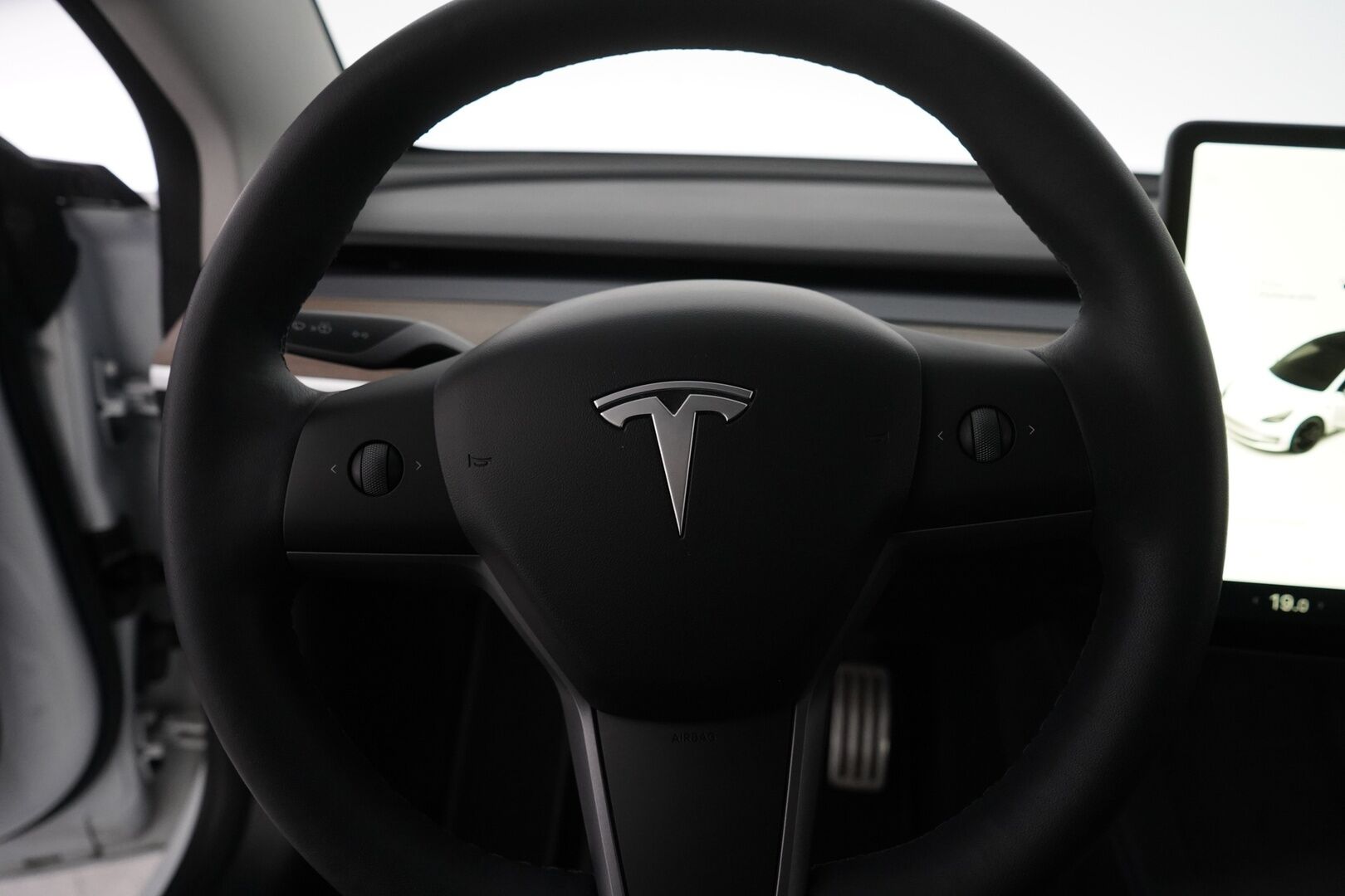 Tesla Model 3 2021 Performance * ACC / Lämpöpumppu / Premium Audio / Nahkasisusta / Kamera * - Lämpöpumppu / Käyttöönotto 12/2021 / Matrix-Led / Uudet kesärenkaat