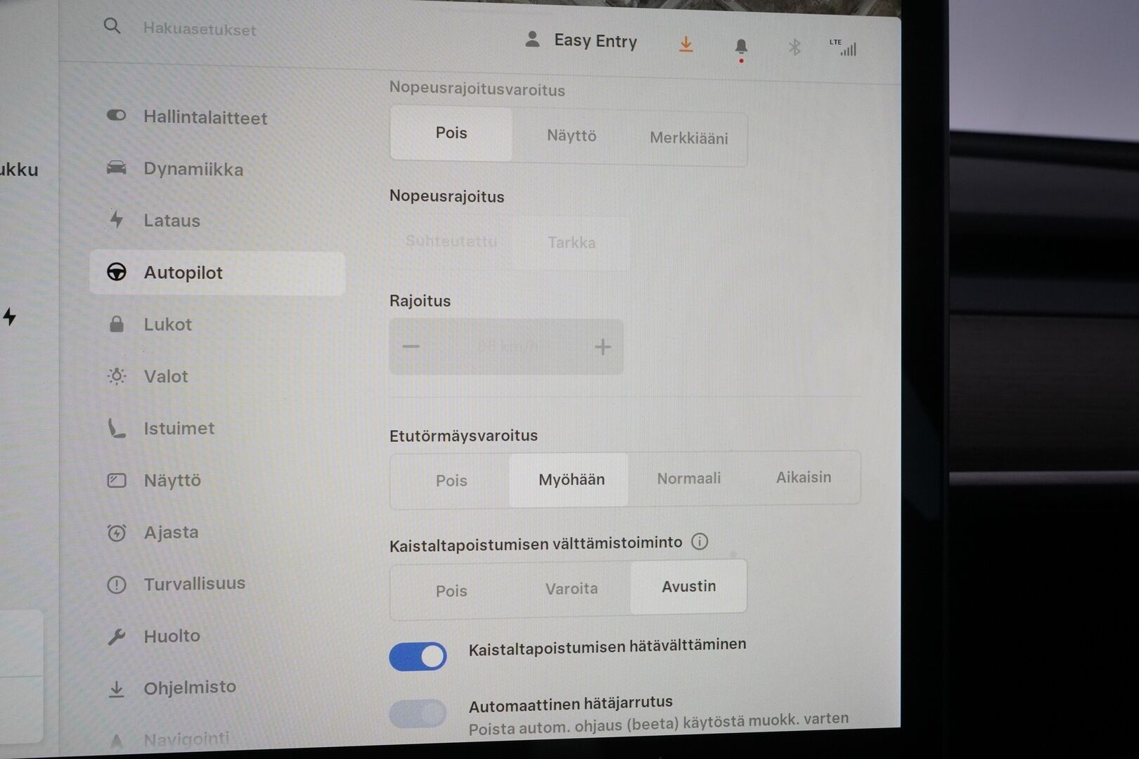 Tesla Model 3 2021 Performance * ACC / Lämpöpumppu / Premium Audio / Nahkasisusta / Kamera * - Lämpöpumppu / Käyttöönotto 12/2021 / Matrix-Led / Uudet kesärenkaat