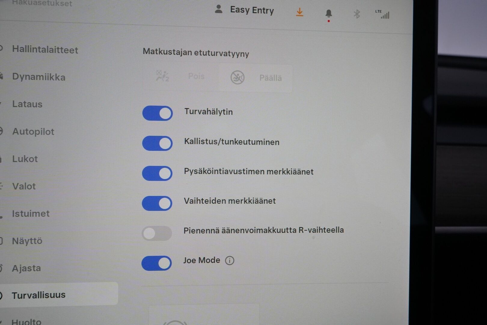 Tesla Model 3 2021 Performance * ACC / Lämpöpumppu / Premium Audio / Nahkasisusta / Kamera * - Lämpöpumppu / Käyttöönotto 12/2021 / Matrix-Led / Uudet kesärenkaat
