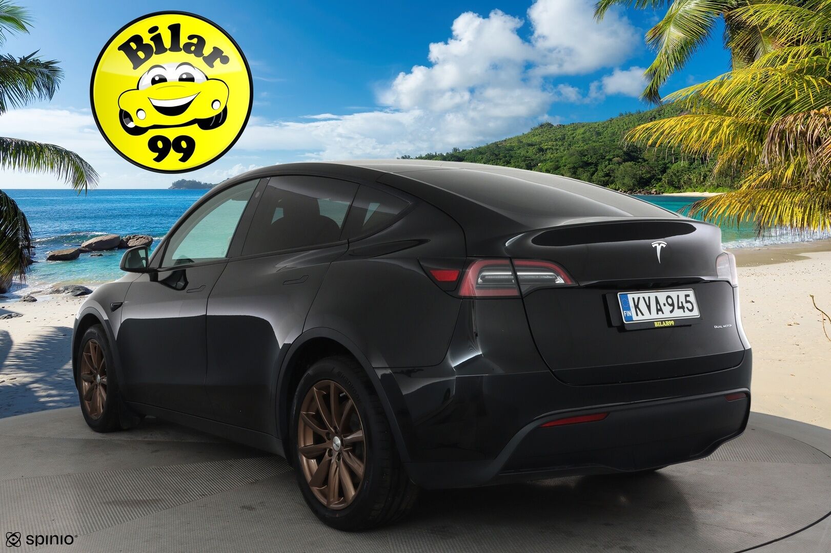 Tesla Model Y 2022 Long Range **Lämpöpumppu / Lasikatto / Matrix-LED / Adapt.Vakkari / P.Kamera / Muistipenkki / Navi / Keyless** - 3,99 % KORKOTARJOUS TÄHÄN AUTOON - Kahdet Renkaat