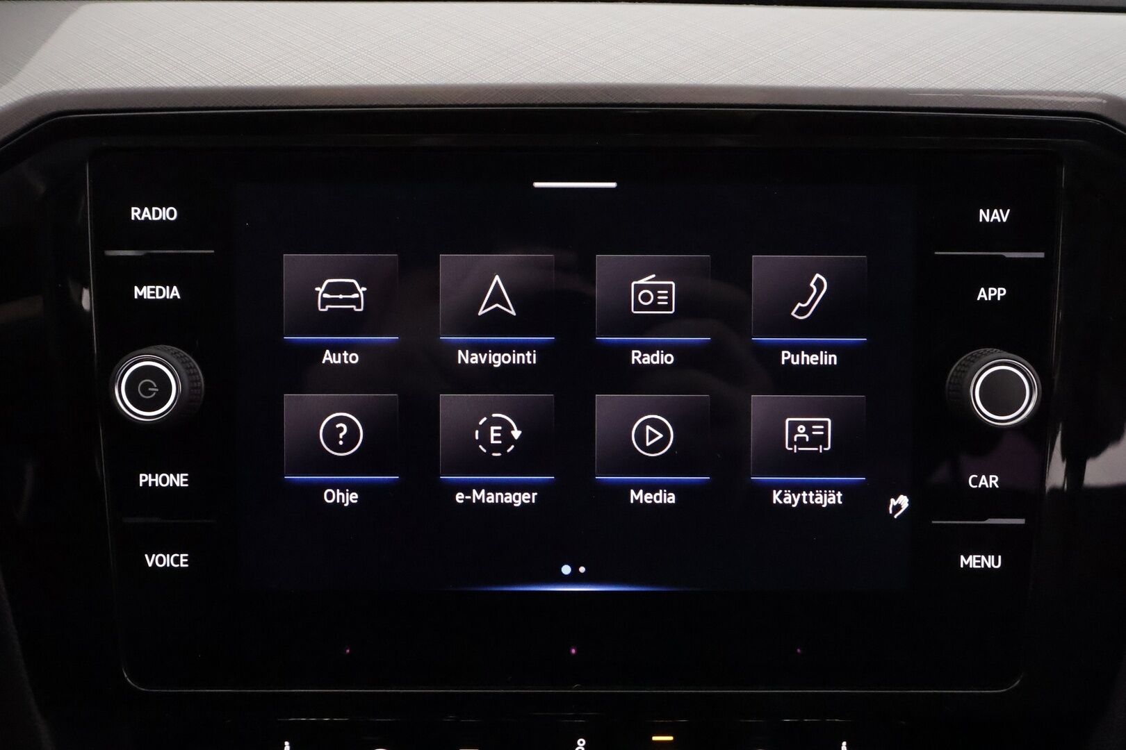 Volkswagen Passat 2021 Variant GTE Business Plug-In Hybrid 160 kW DSG-automaatti - | ACC | Koukku | Webasto | Digimittaristo | Nahka-alcantara | P.kamera | Navi | Lane Assist | App-Connect | LED | Lämm. ratti | 2x renkaat aluin | 