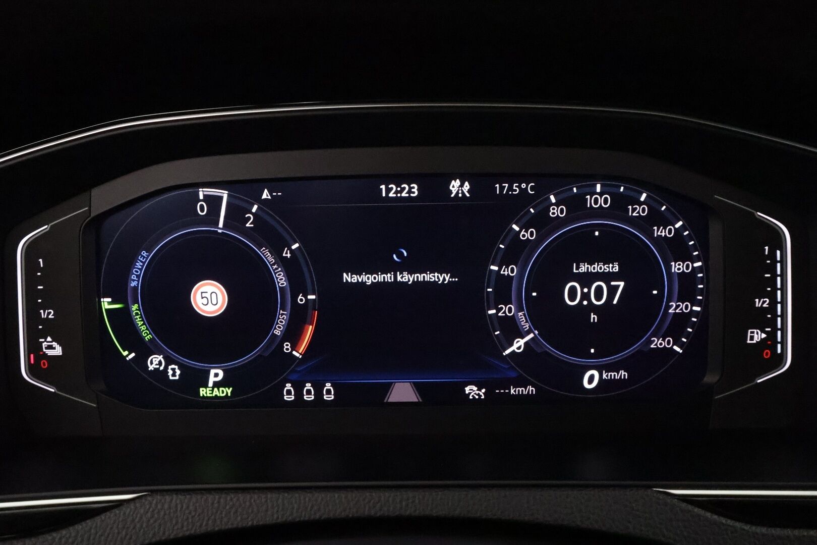 Volkswagen Passat 2021 Variant GTE Business Plug-In Hybrid 160 kW DSG-automaatti - | ACC | Koukku | Webasto | Digimittaristo | Nahka-alcantara | P.kamera | Navi | Lane Assist | App-Connect | LED | Lämm. ratti | 2x renkaat aluin | 