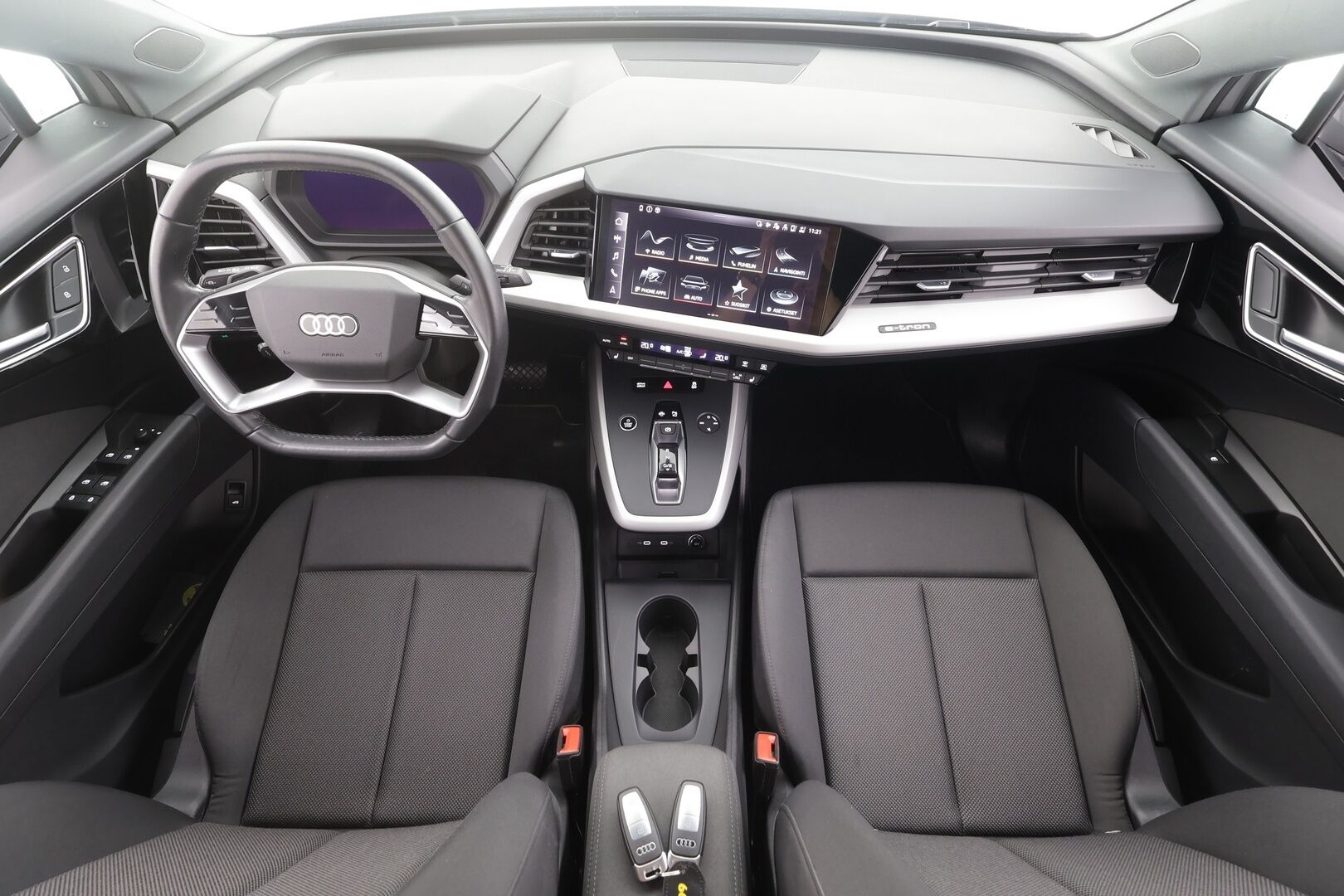 Audi Q4 e-tron 2023 40 e-tron - | ACC | ILP | P.Kamera | LED | Apple&Android |1.Om Suomi-auto | Kahdet Renkaat |