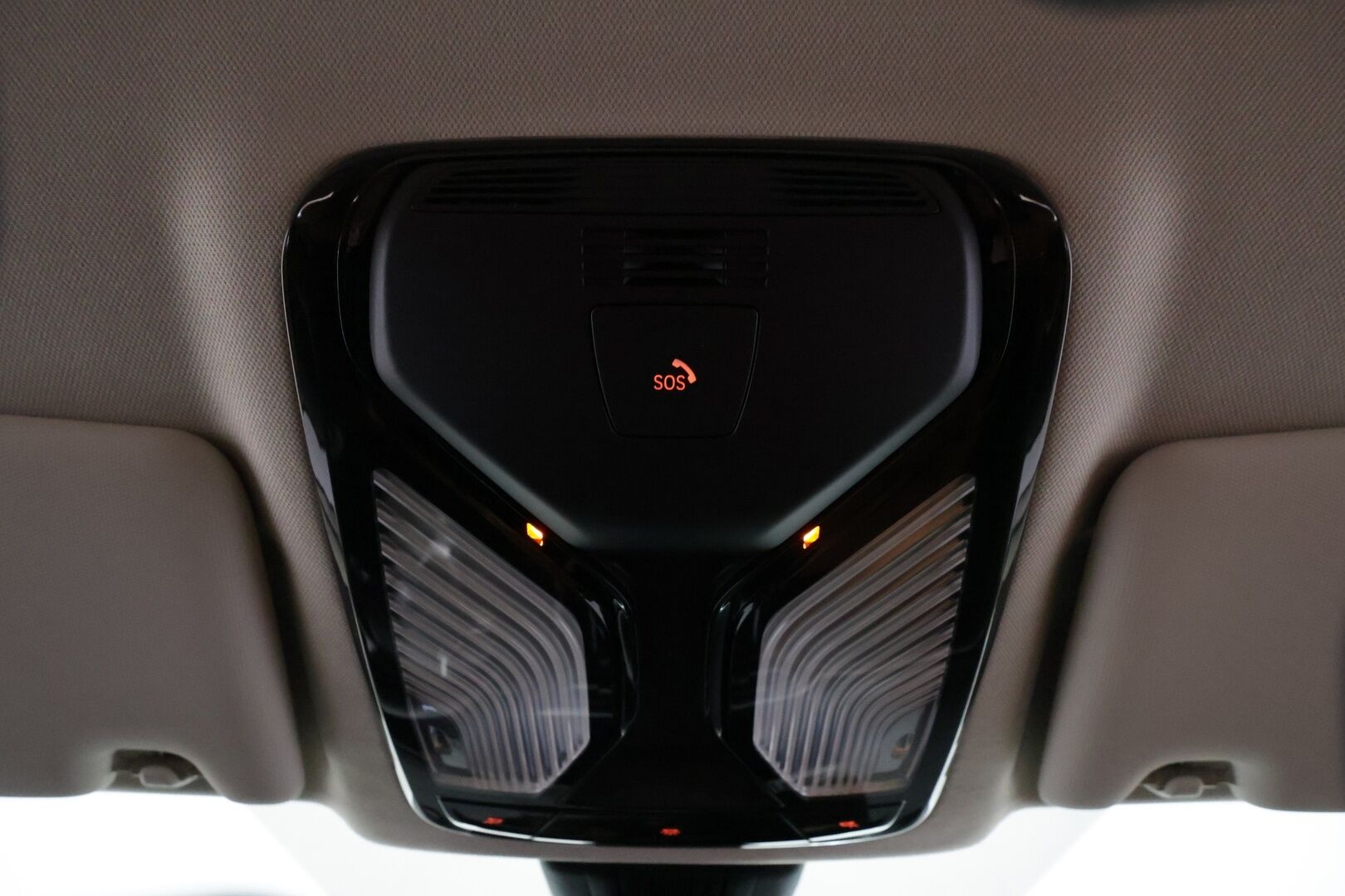 BMW i4 2024 eDrive35 - | ACC | Koukku | Lisälämmitin | LED | P.Kamera | Sporttinahat | Ratinlämmitys | Navi | Widescreen | Apple&Android | 1.Om Suomi-auto | Kahdet Renkaat | Merkkihuollettu |