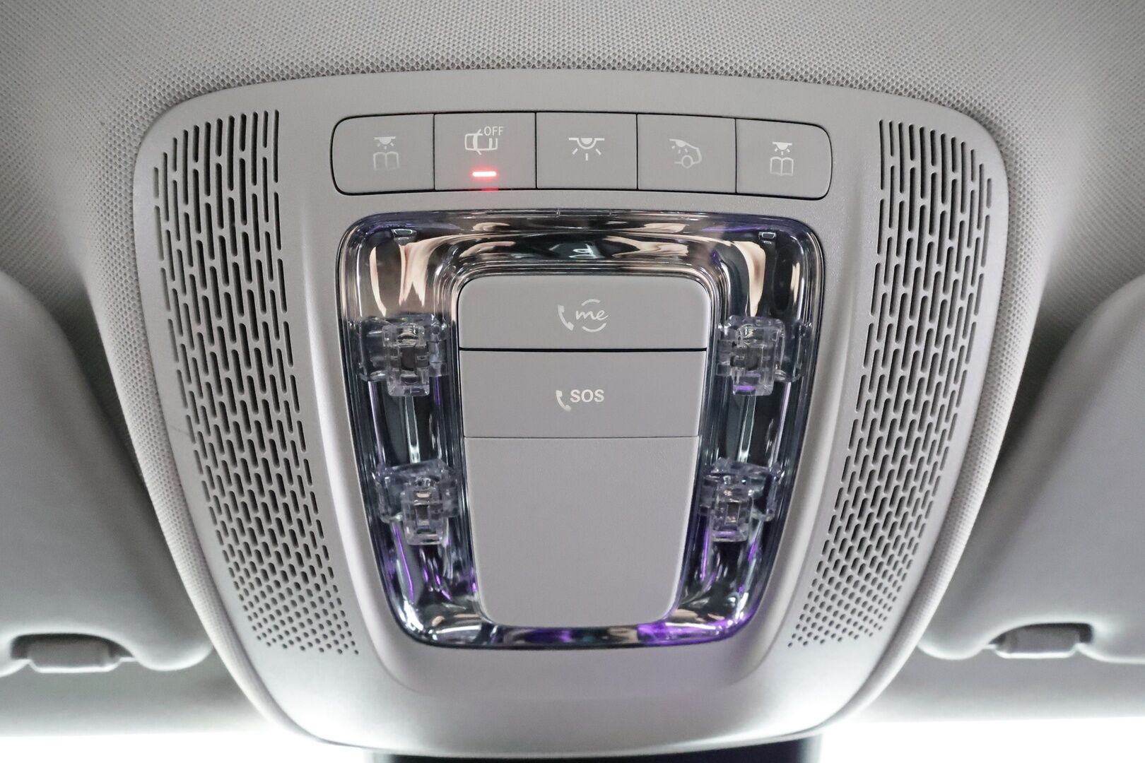 Mercedes-Benz A 2023 250 e A * Distronic / LED / P.Kamera / Sportpenkki / Widescreen / Navi * - Suomi-auto / 2x Latauskaapelit / Kahdet renkaat aluvanteilla