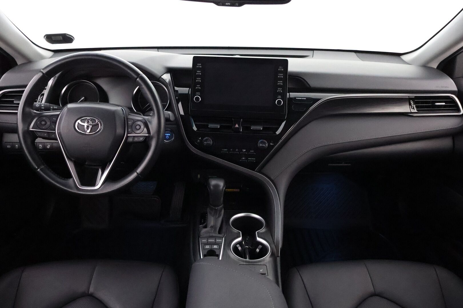 Toyota Camry 2023 2,5 Hybrid Style * Suomiauto / Adapt.Vakkari / Nahkasisusta / Sähköpenkit / Adapt.LED / Peruutuskamera - Juuri tullut Tampereelle! / Bi-LED / Supervarusteet!