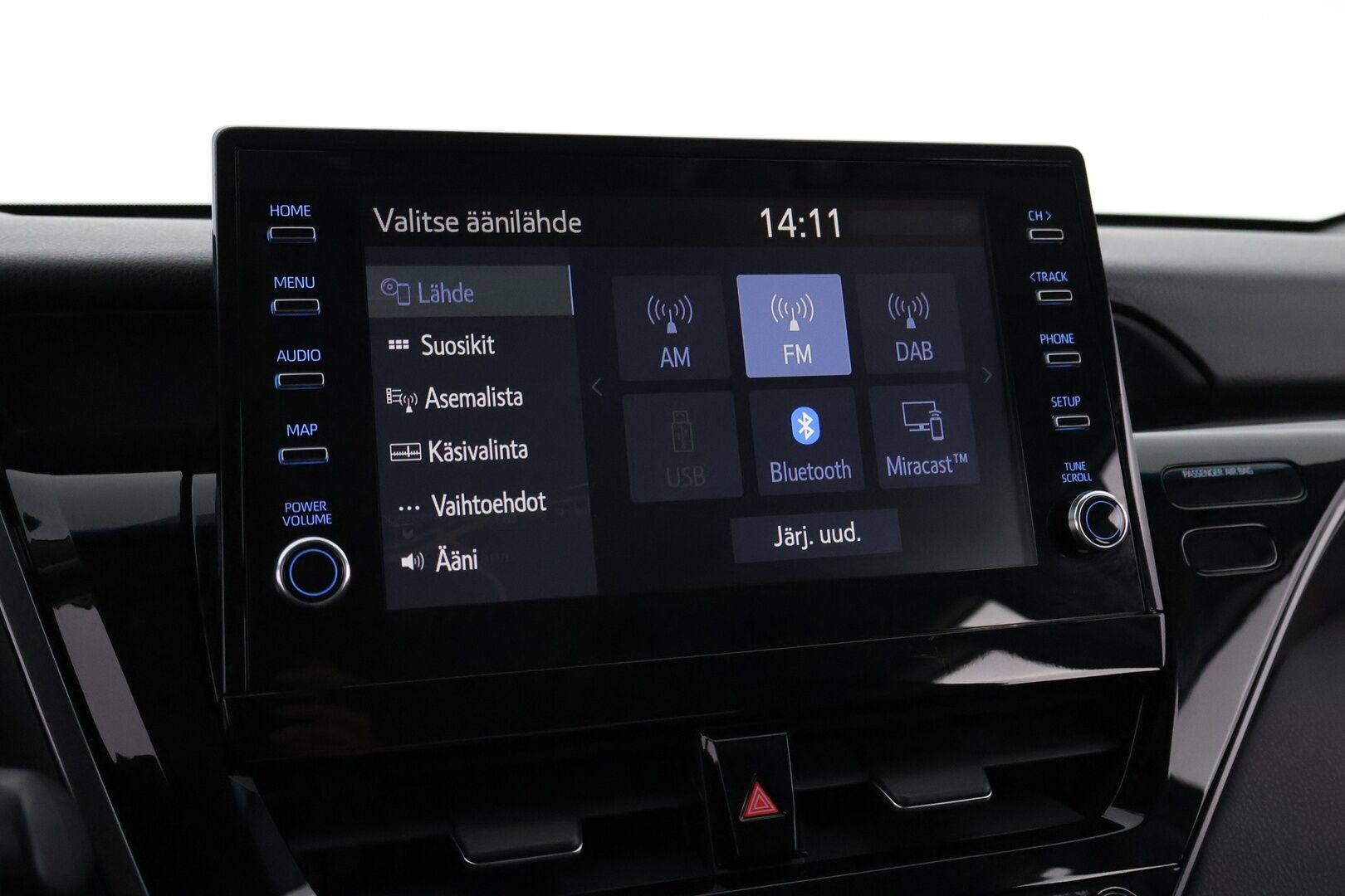 Toyota Camry 2023 2,5 Hybrid Style * Suomiauto / Adapt.Vakkari / Nahkasisusta / Sähköpenkit / Adapt.LED / Peruutuskamera - Juuri tullut Tampereelle! / Bi-LED / Supervarusteet!