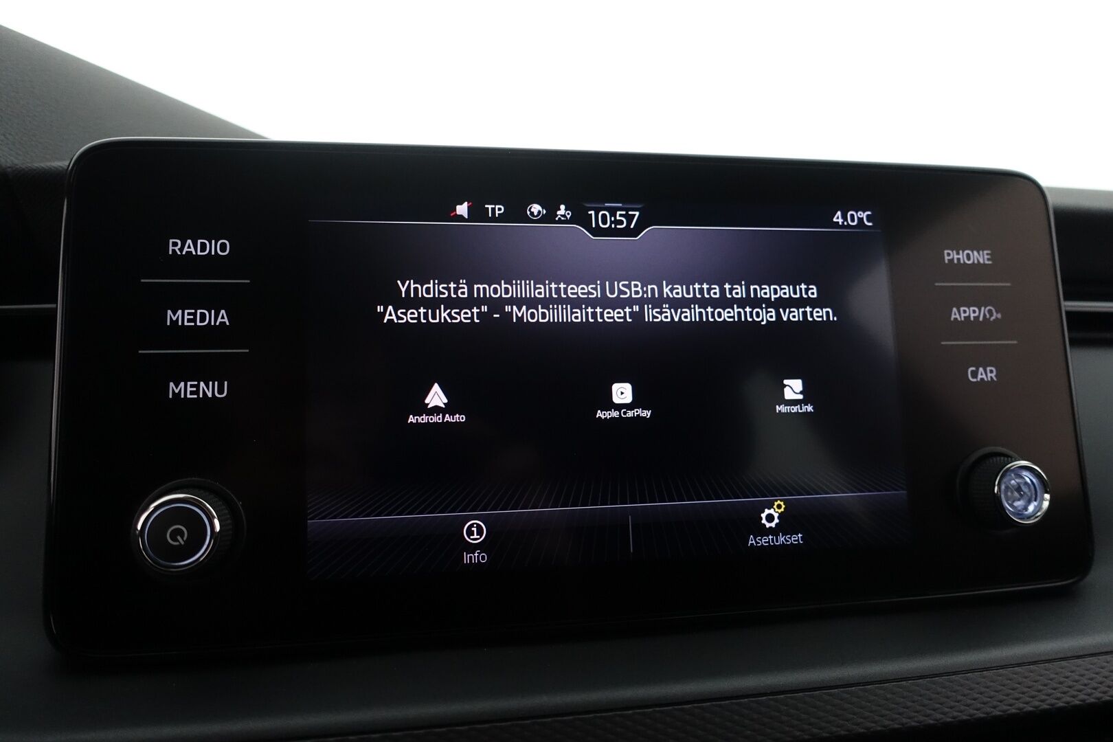 Skoda Scala 2023 1.0 TSI 110 Ambition DSG Autom. * Suomi-auto / Lohkolämmitin / Apple&Android * - HULLUT AVAJAISHULINAT KORKOTARJOUS 3,29 %