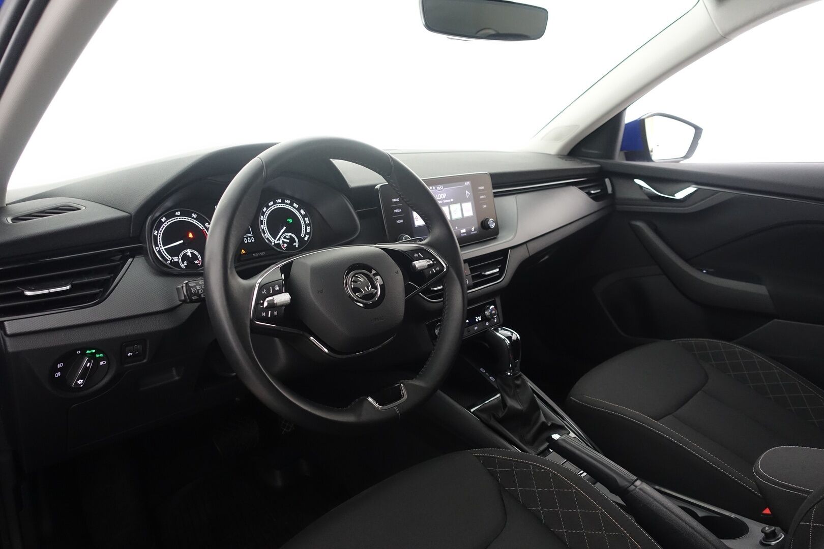 Skoda Scala 2023 1.0 TSI 110 Ambition DSG Autom. * Suomi-auto / Lohkolämmitin / Apple&Android * - HULLUT AVAJAISHULINAT KORKOTARJOUS 3,29 %