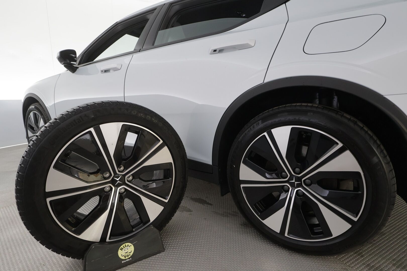 Polestar 2 2023 Standard Range Single Motor, 170kW, 69kWh - | ACC | Lisälämmitin | High performance audio | Muistipenkki | LED | 360-Kamera | Apple&Android | 1.Om suomi-auto | Kahdet Renkaat | Merkkihuollettu |