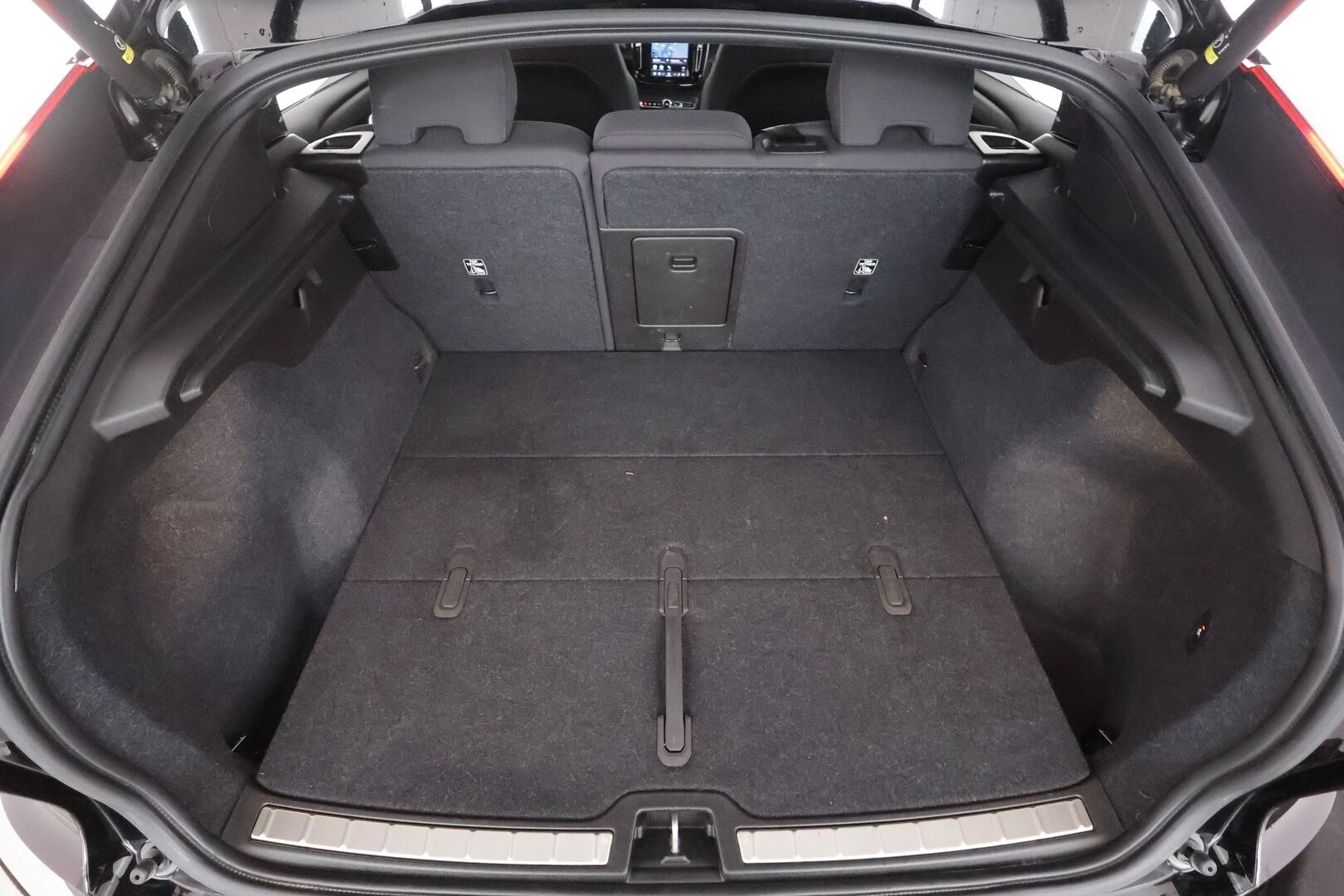 Volvo C40 2023 Recharge Twin Ultimate aut - | ILP | Koukku | ACC | Lasikatto | H&K | 360 | Sporttipenkki Muistilla | Pixel-LED | Navi | Kaistavahti | Keyless | 1-om Suomi-auto | 2x Latauskaapelit | Kahdet renkaat | Merkkihuollot |