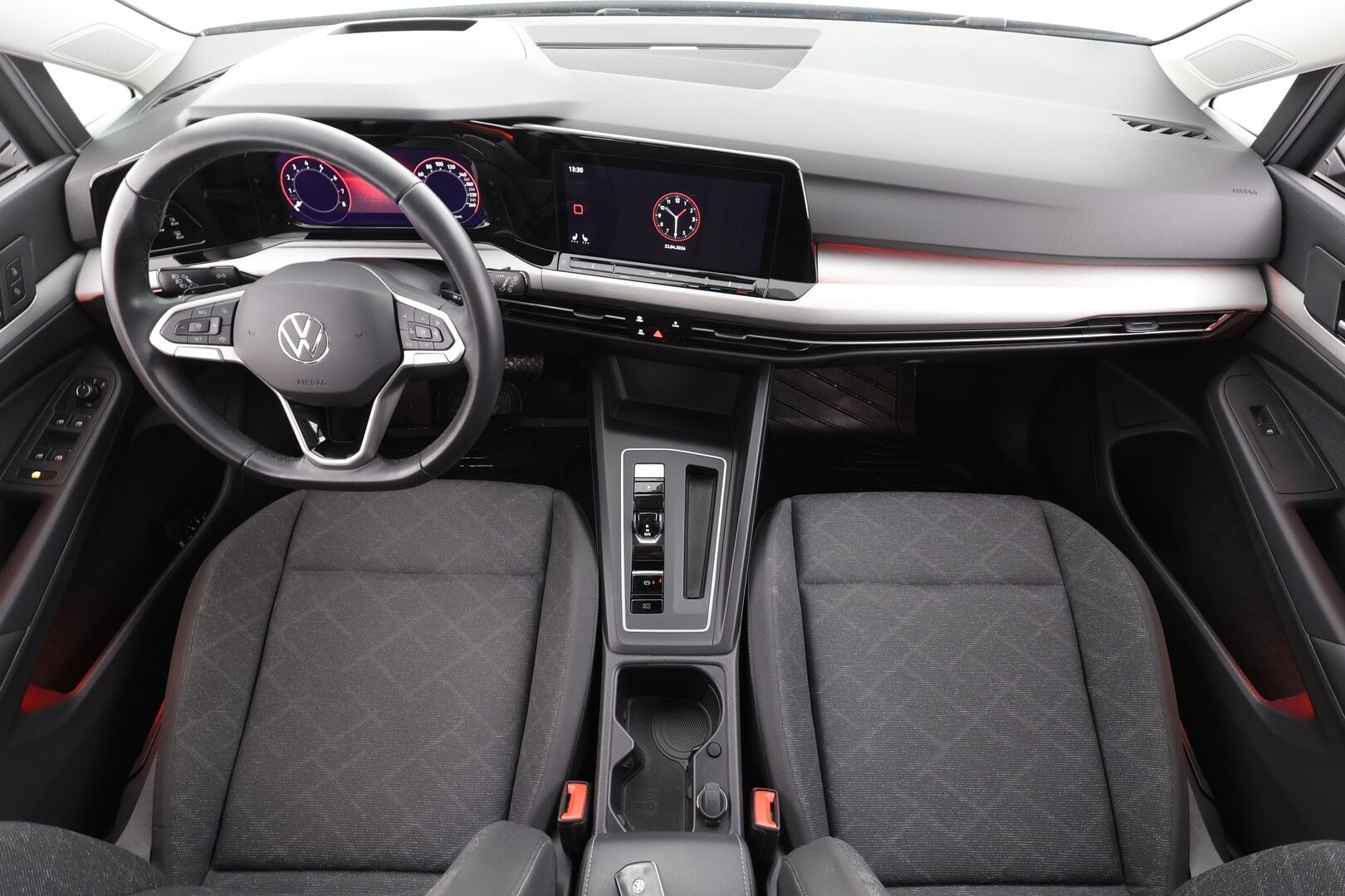 Volkswagen Golf 2023 Comfort Business 1,0 eTSI 81 kW DSG * ACC / Webasto / HUD / P.Kamera / LED / Keyless * - 1.Om Suomi-auto / Kahdet Renkaat - HULLUT AVAJAISHULINAT KORKOTARJOUS 3,29 %