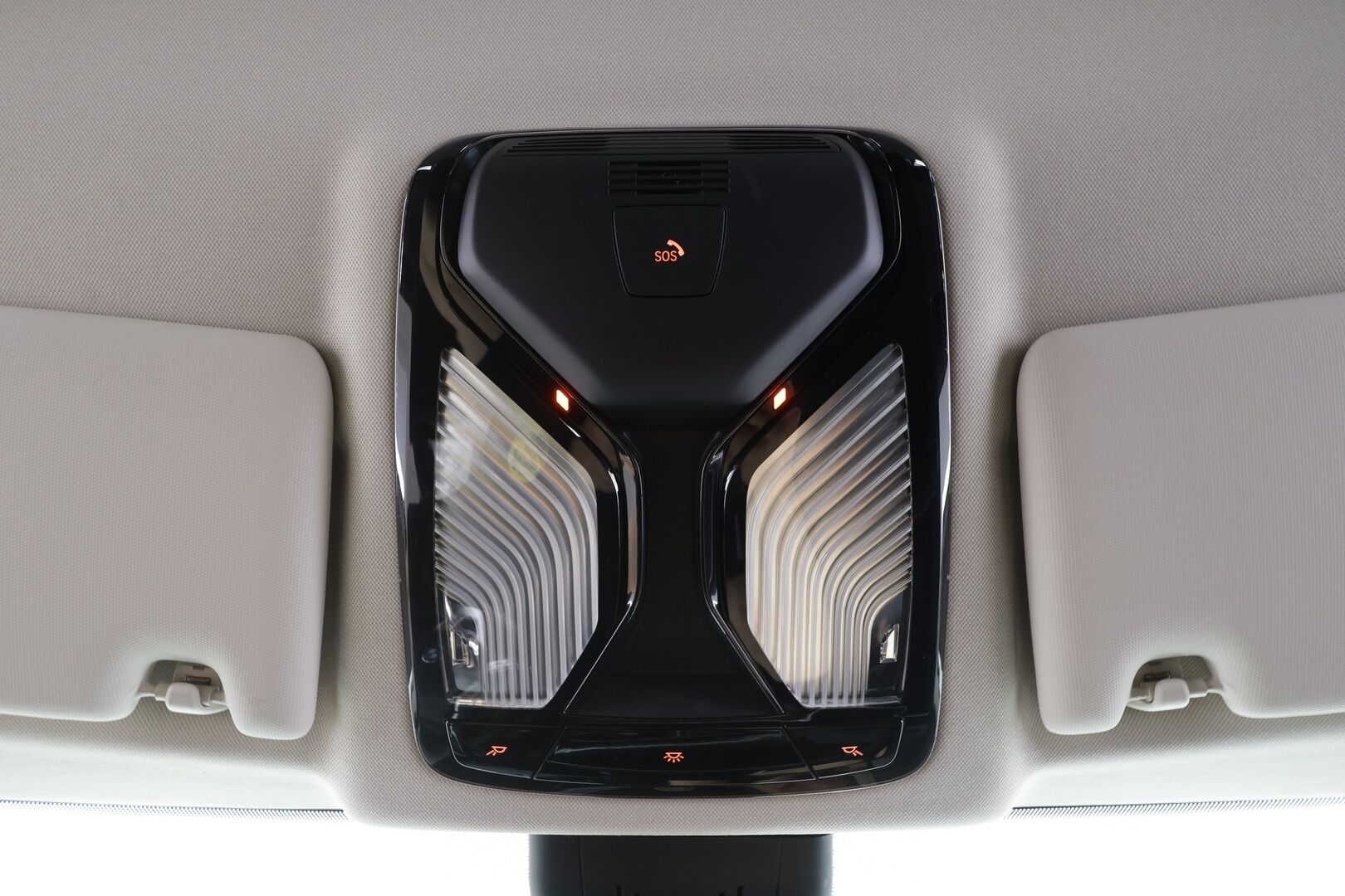 BMW i4 2024 eDrive35 - Adapt.vakkari | ILP | Sporttipenkit | Puolinahat | P.kamera | LED | Apple & Android | Akuston esilämmitys | 1-om suomiauto | ALV