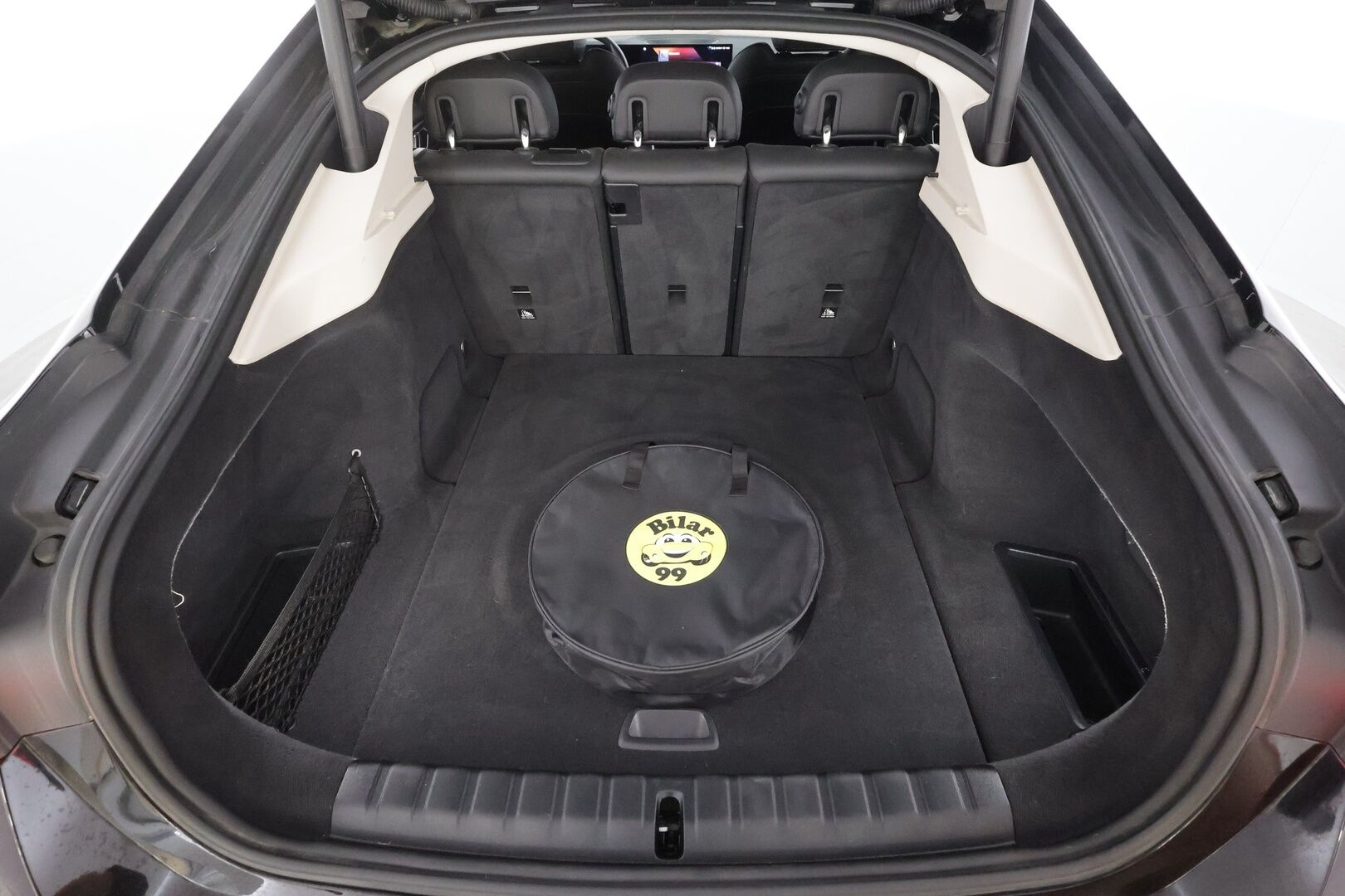 BMW i4 2024 eDrive35 - Adapt.vakkari | ILP | Sporttipenkit | Puolinahat | P.kamera | LED | Apple & Android | Akuston esilämmitys | 1-om suomiauto | ALV