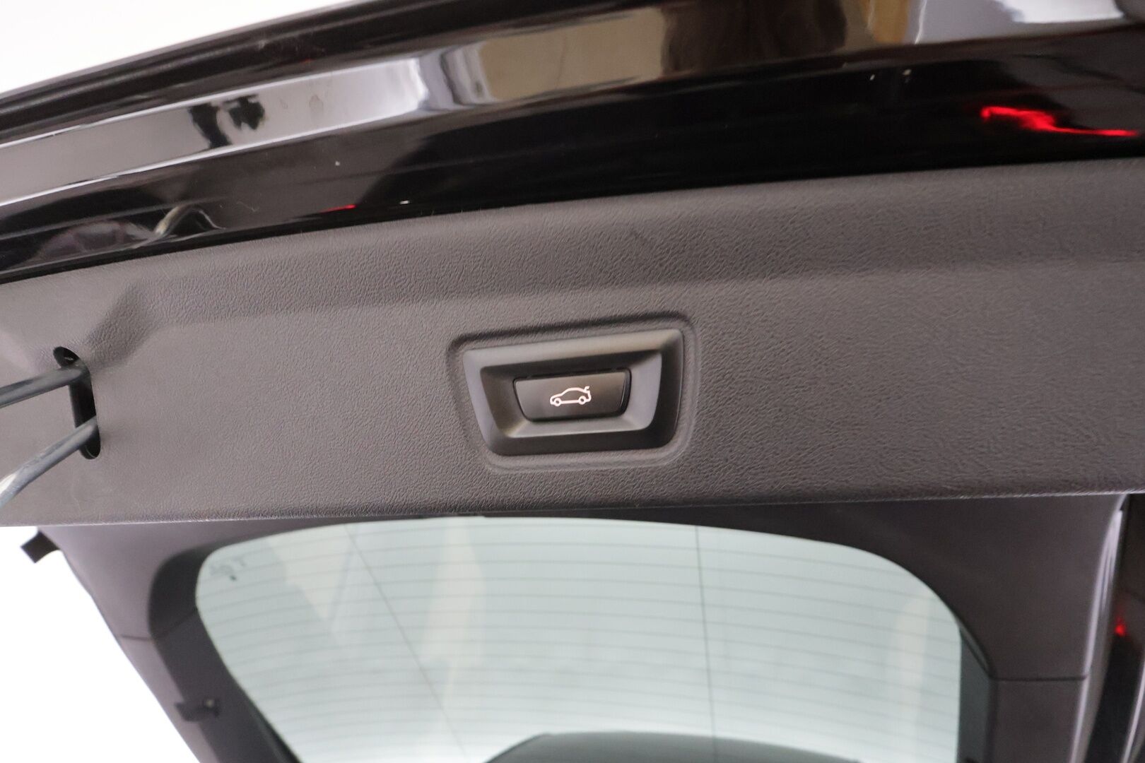 BMW i4 2024 eDrive35 - Adapt.vakkari | ILP | Sporttipenkit | Puolinahat | P.kamera | LED | Apple & Android | Akuston esilämmitys | 1-om suomiauto | ALV