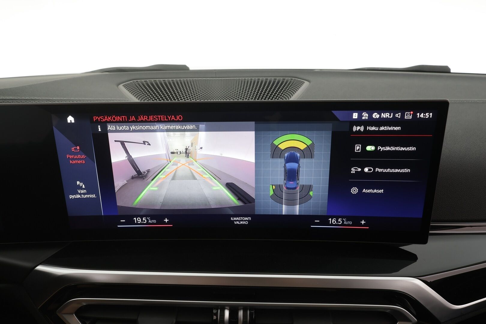 BMW i4 2024 eDrive35 - Adapt.vakkari | ILP | Sporttipenkit | Puolinahat | P.kamera | LED | Apple & Android | Akuston esilämmitys | 1-om suomiauto | ALV